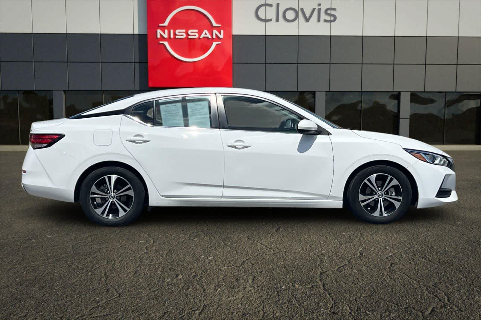 Thumbnail: 2022 Nissan Sentra - 9