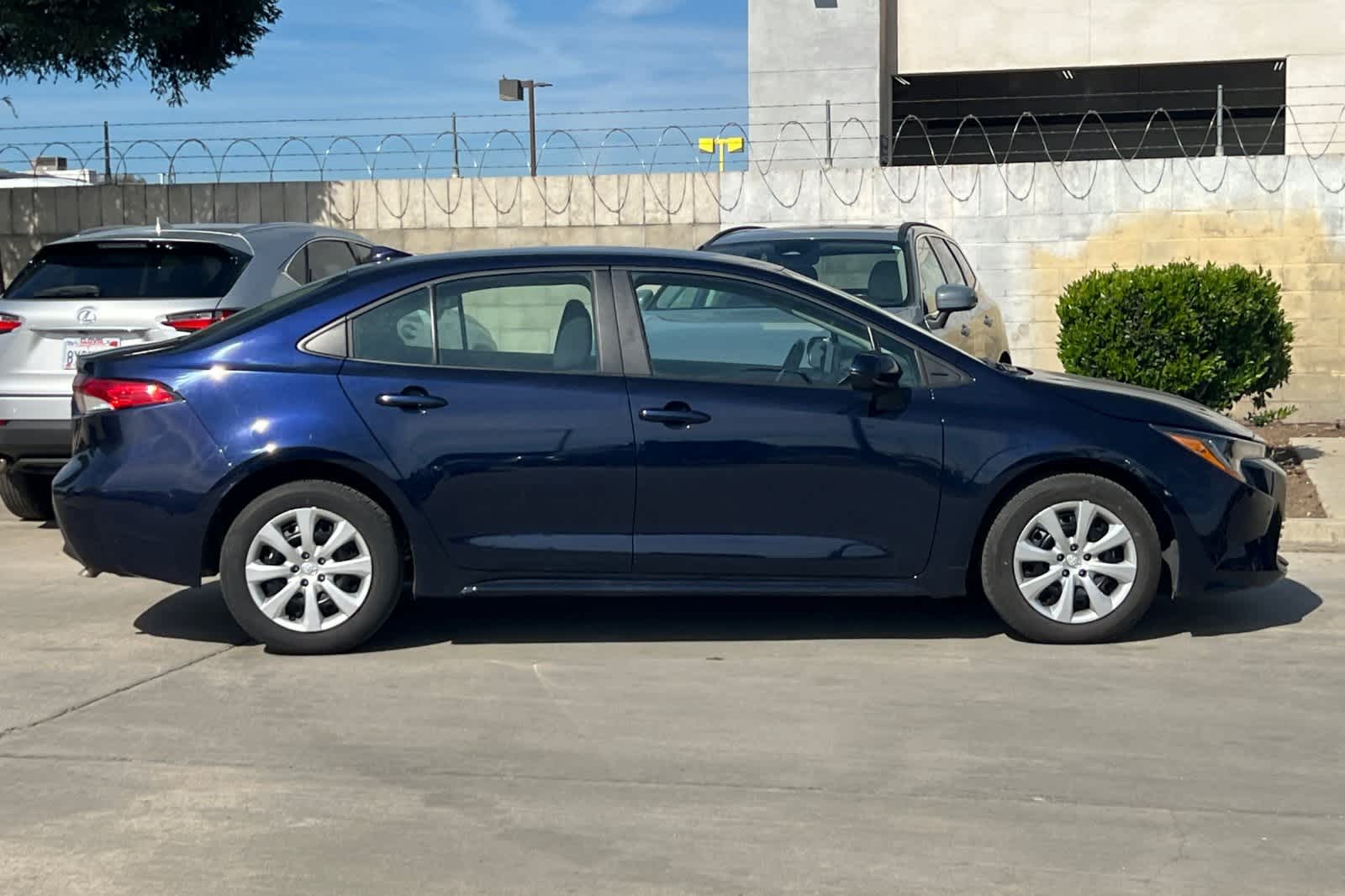 Thumbnail: 2025 Toyota Corolla - 9