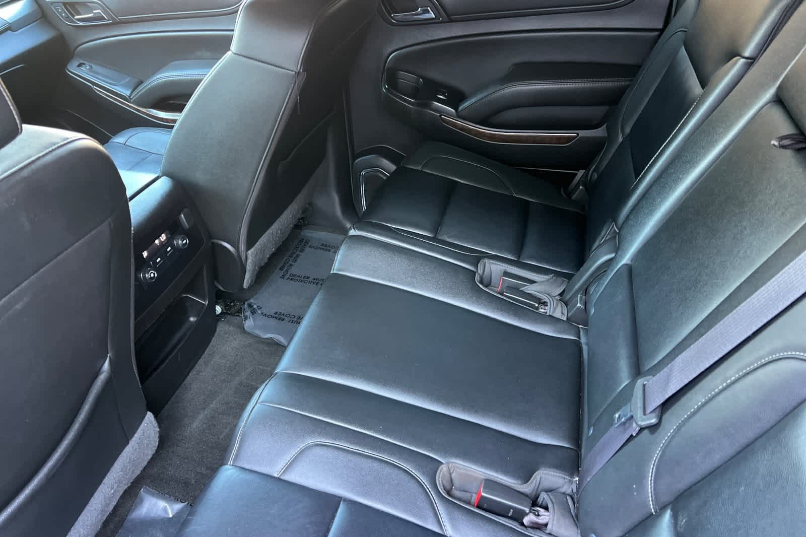 Thumbnail: 2017 Chevrolet Suburban - 5