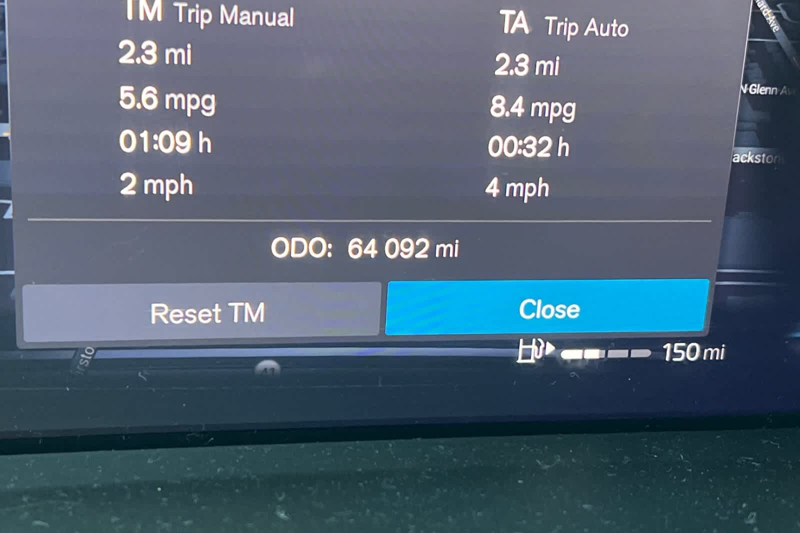 Thumbnail: 2023 Volvo XC40 - 23