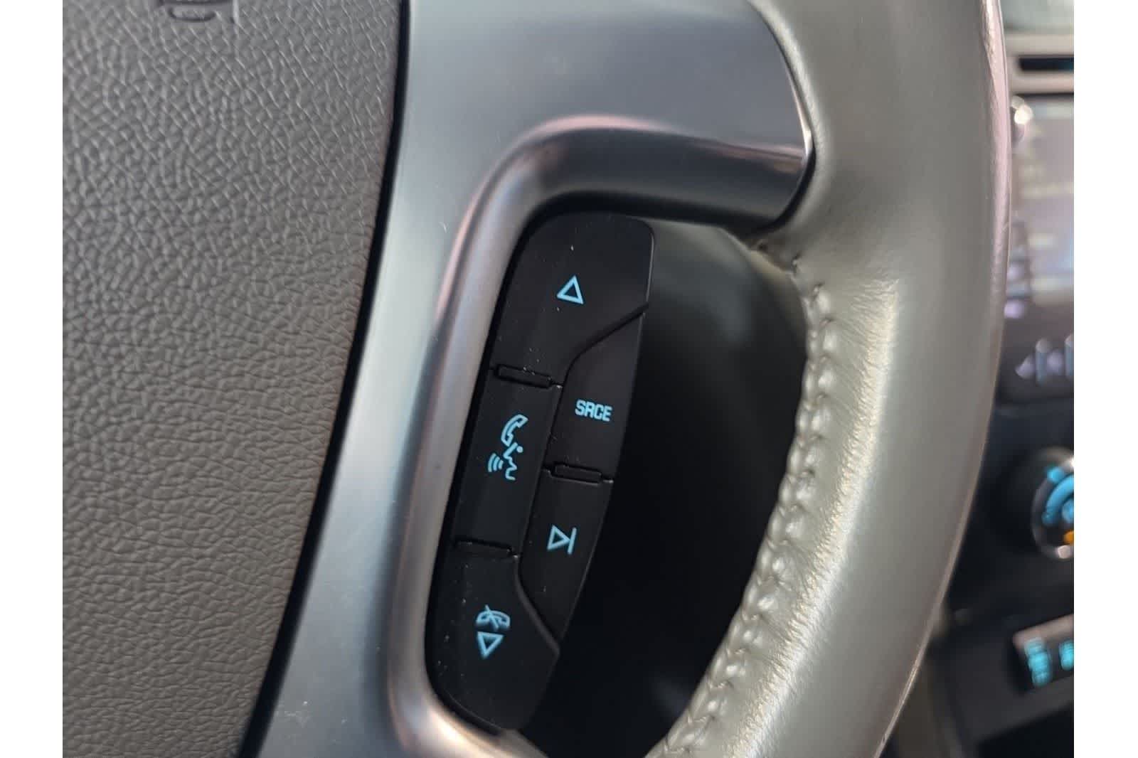 Thumbnail: 2016 Chevrolet Traverse - 27