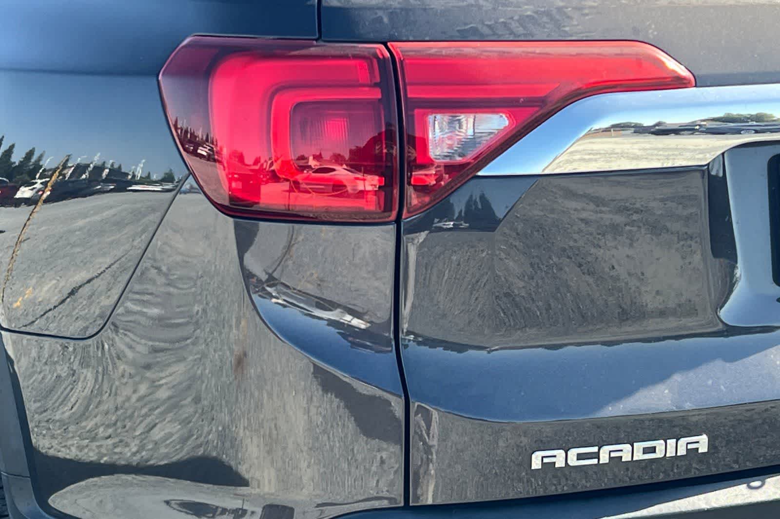 Thumbnail: 2018 GMC Acadia - 13