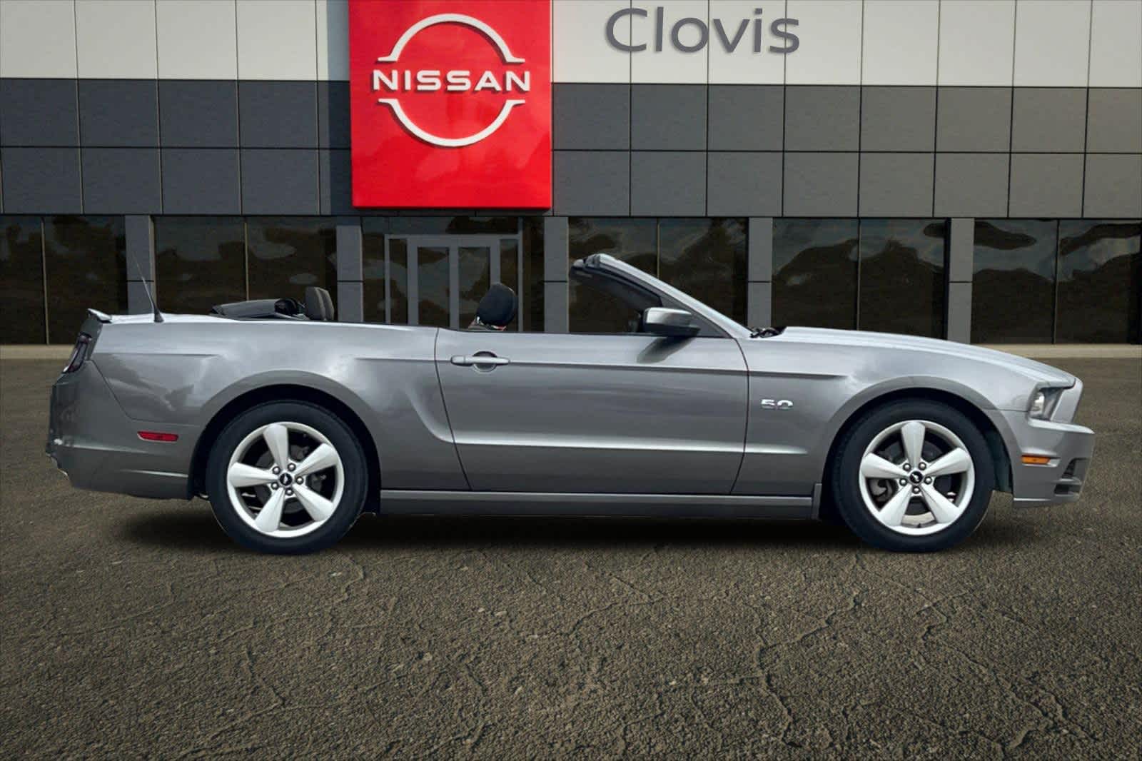 Thumbnail: 2014 Ford Mustang - 9