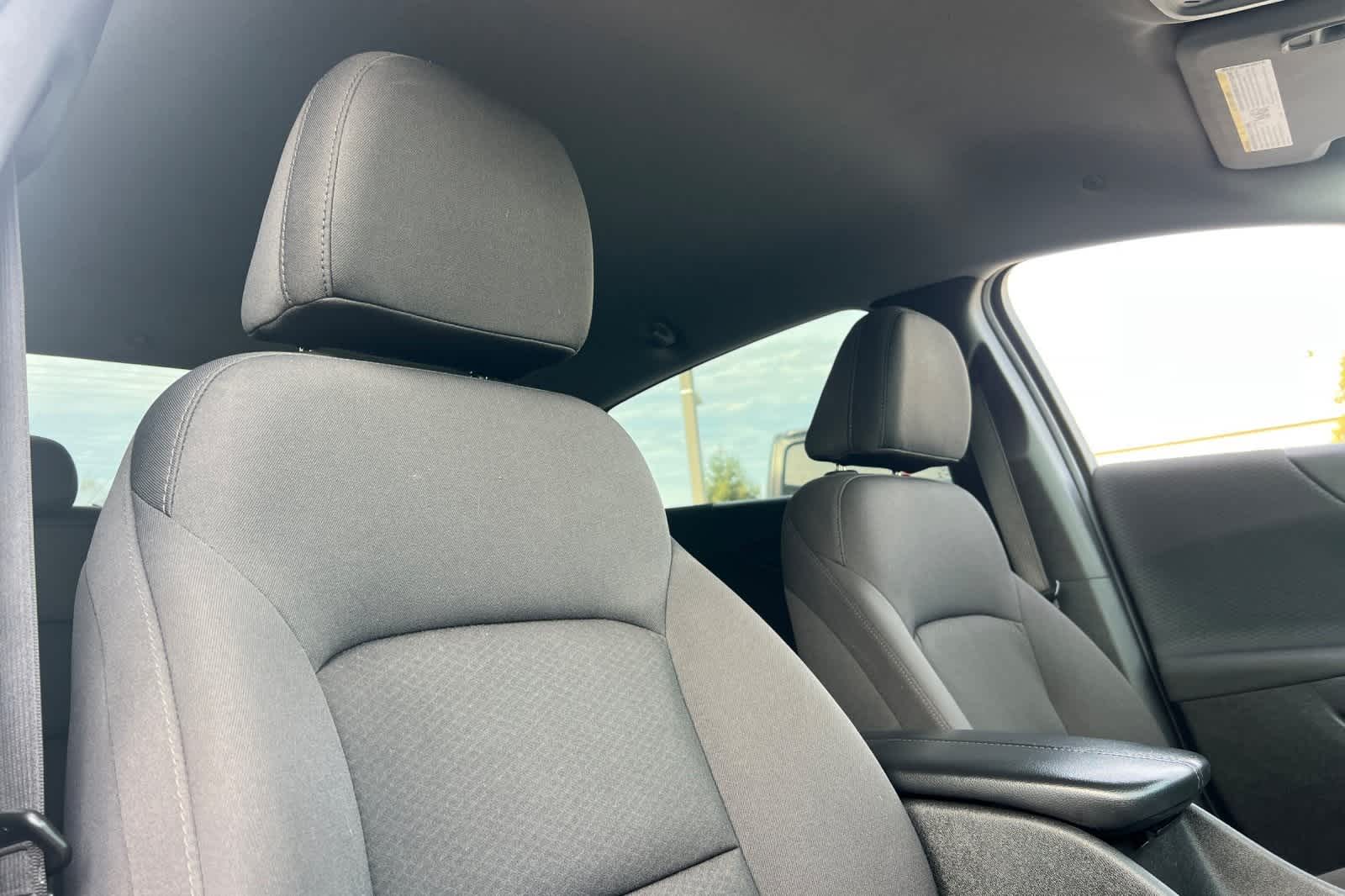 Thumbnail: 2022 Chevrolet Malibu - 17