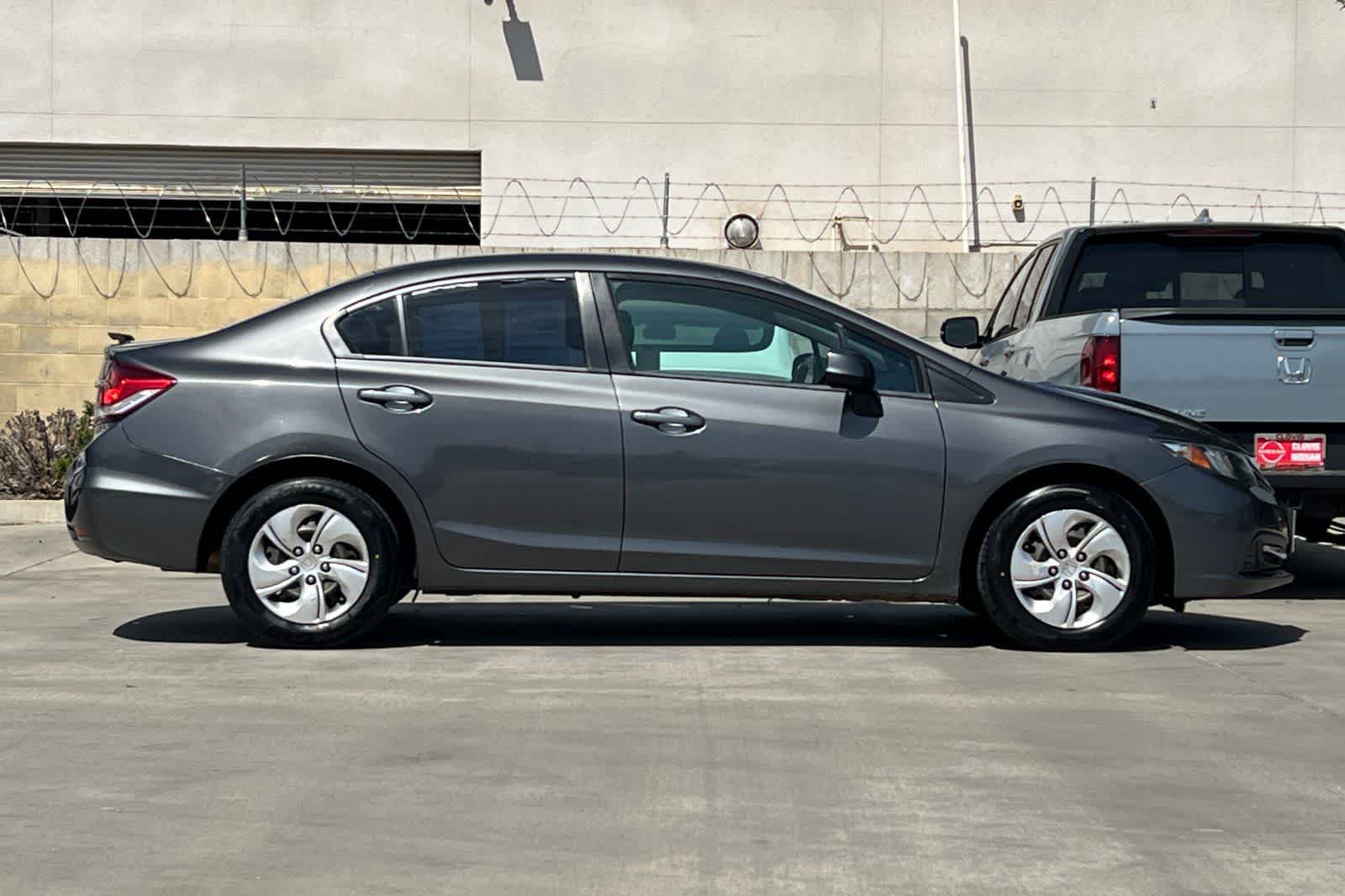 Thumbnail: 2013 Honda Civic - 9