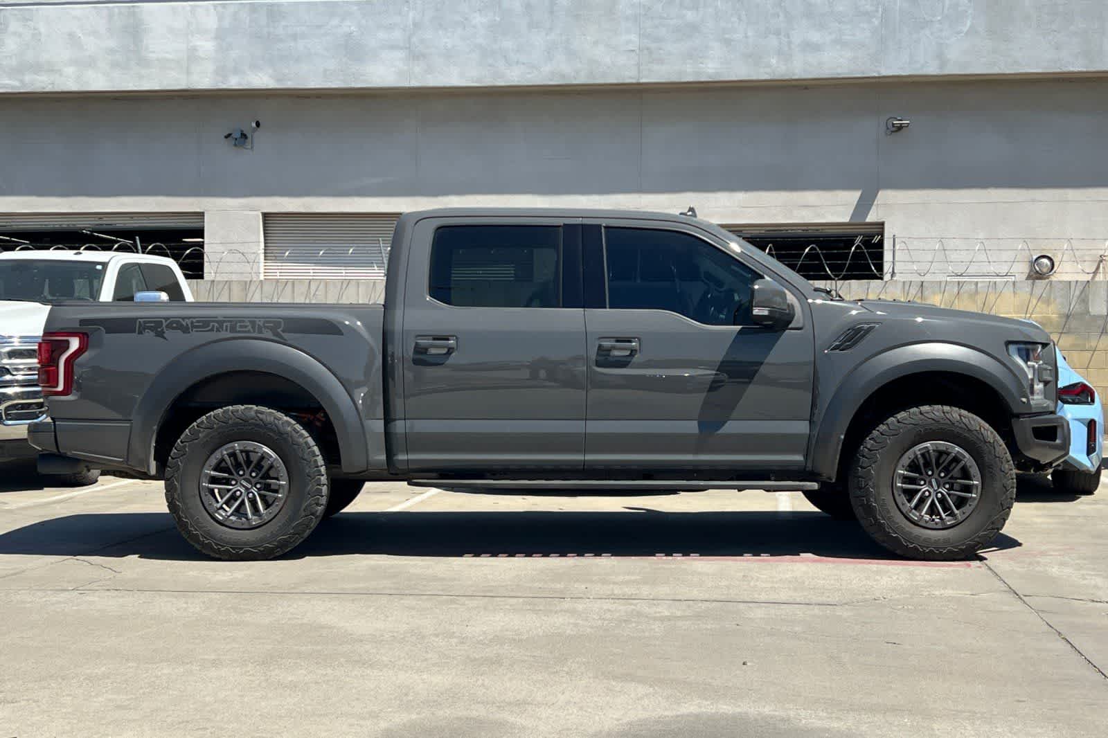 Thumbnail: 2020 Ford F-150 - 9