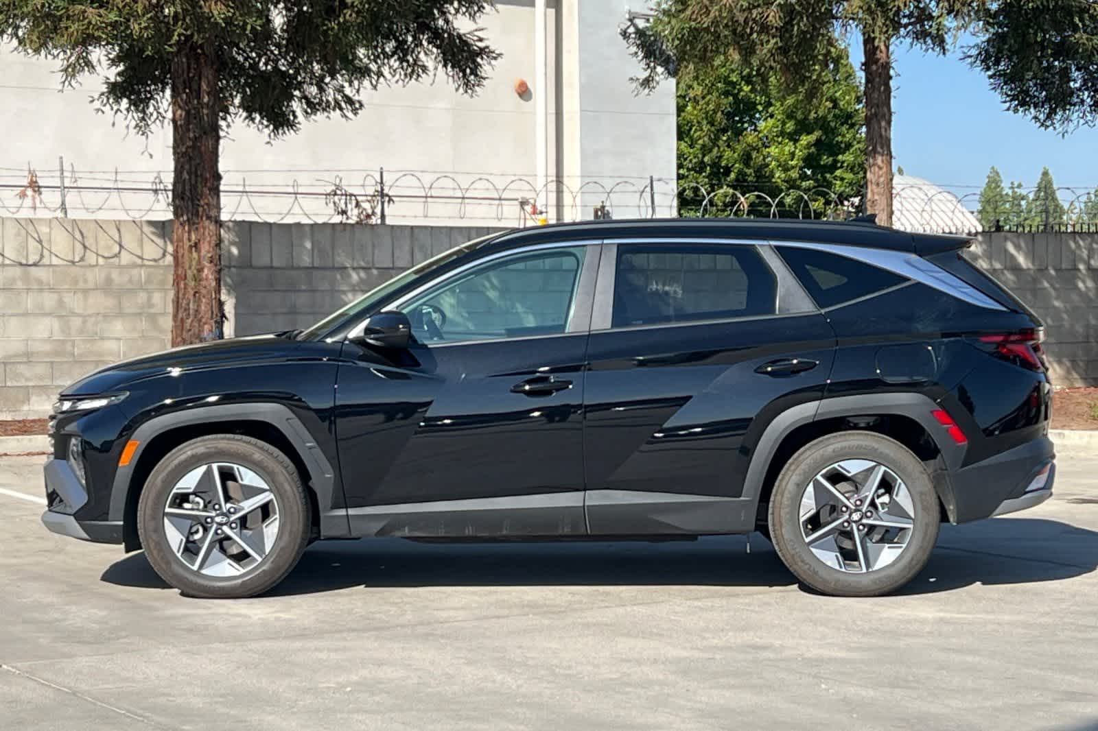 Thumbnail: 2025 Hyundai Tucson - 6