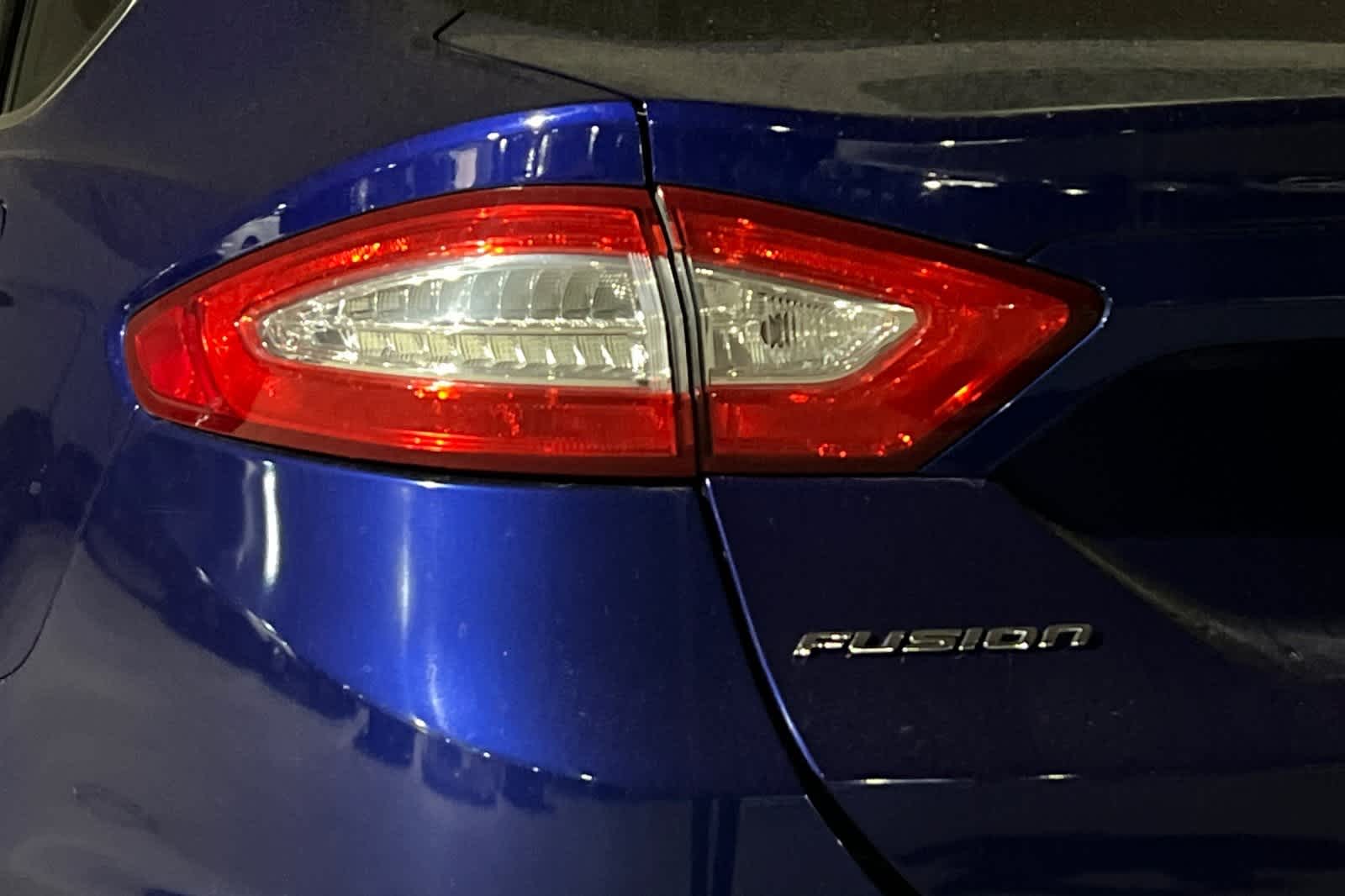 Thumbnail: 2016 Ford Fusion - 16