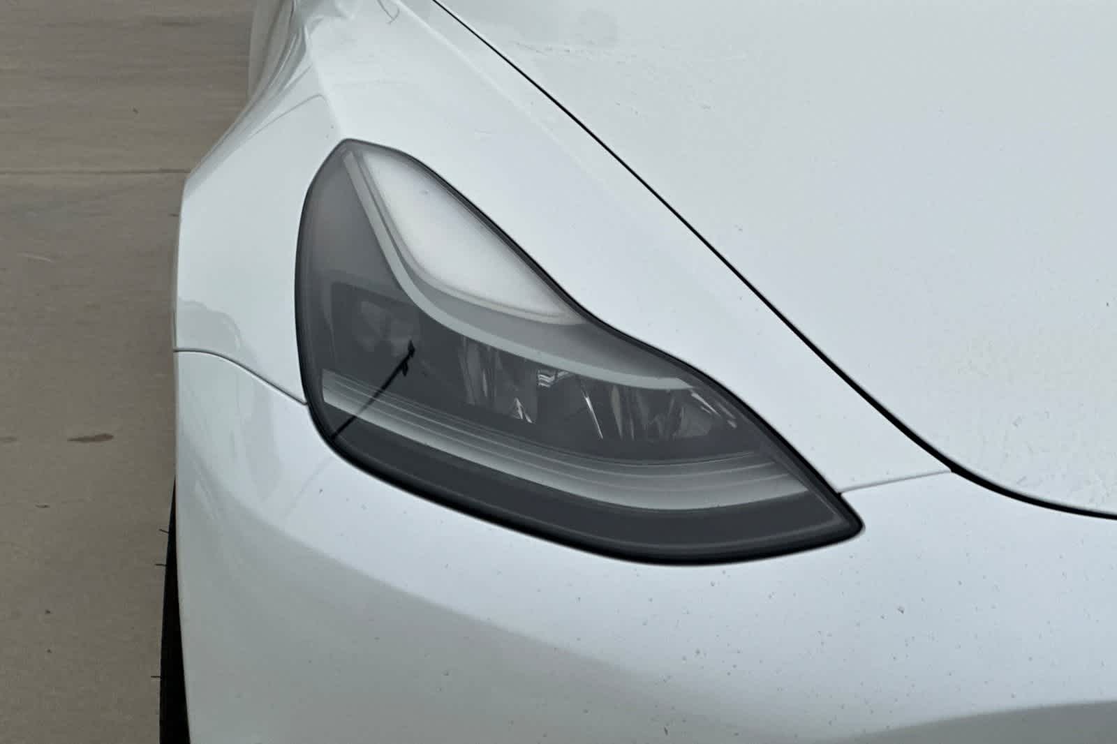 Thumbnail: 2023 Tesla Model 3 - 32