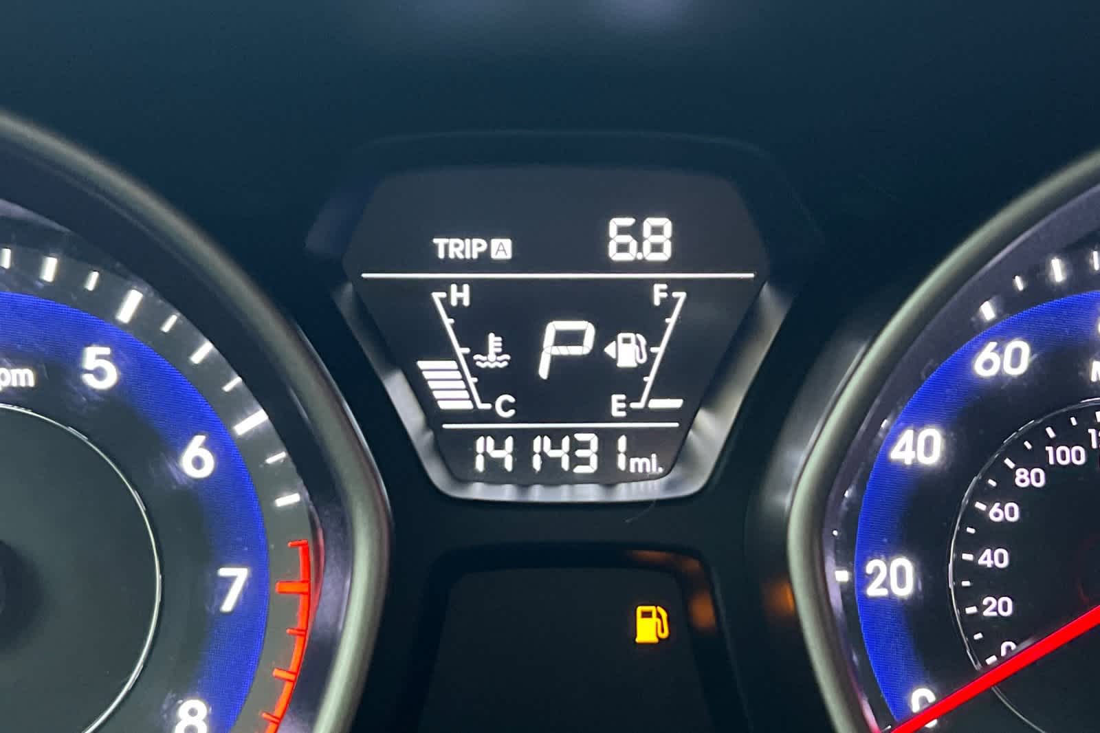 Thumbnail: 2015 Hyundai Elantra - 22