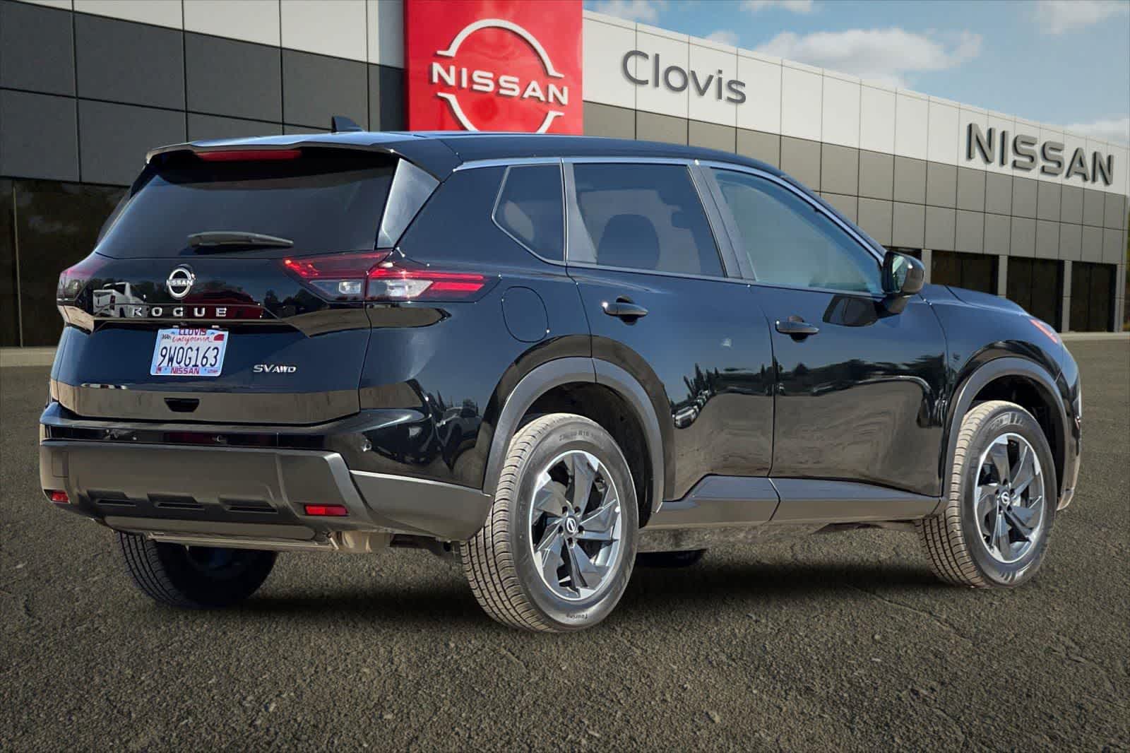 Thumbnail: 2024 Nissan Rogue - 2