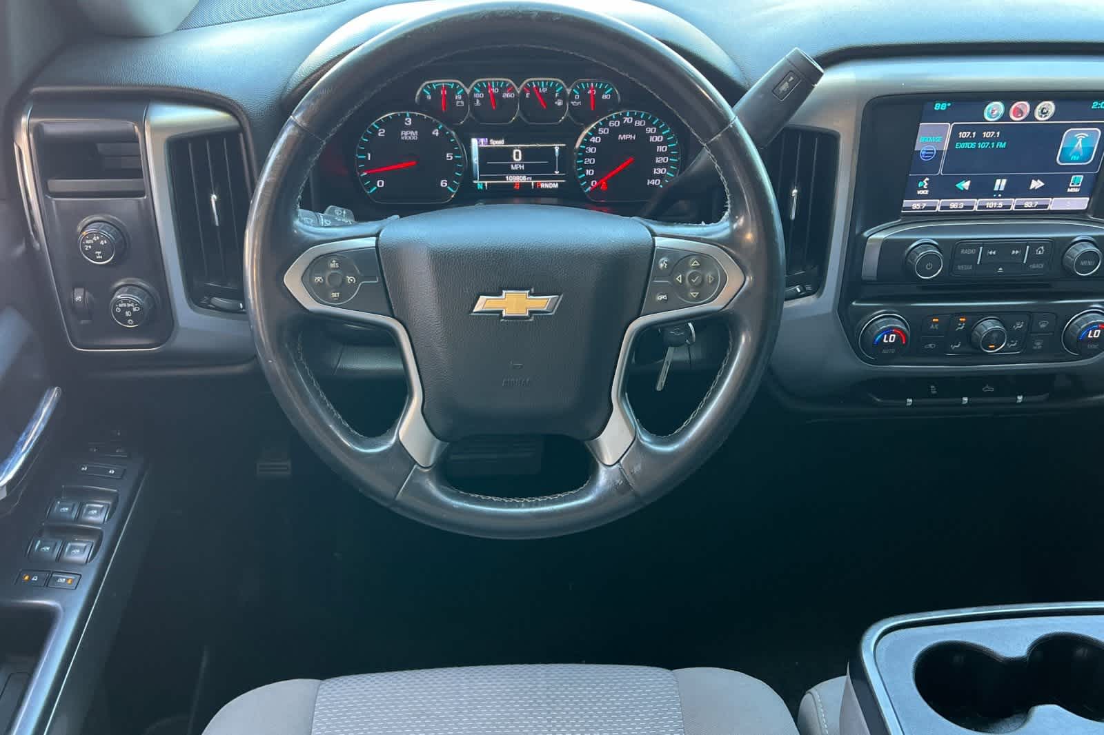 Thumbnail: 2015 Chevrolet Silverado 1500 - 17