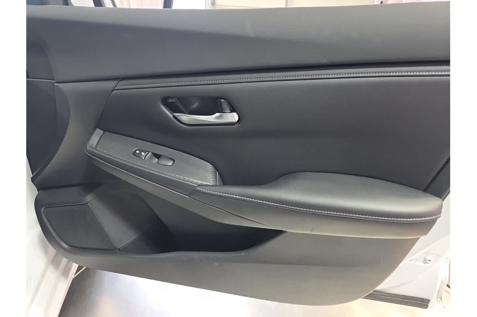 Thumbnail: 2021 Nissan Sentra - 21