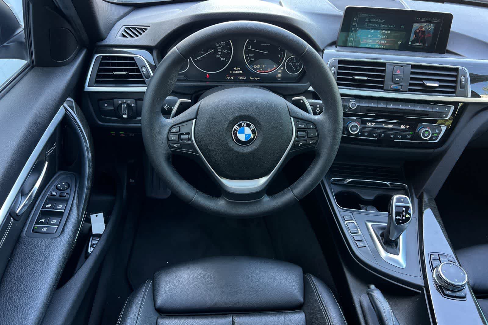 Thumbnail: 2017 BMW 3 Series - 16