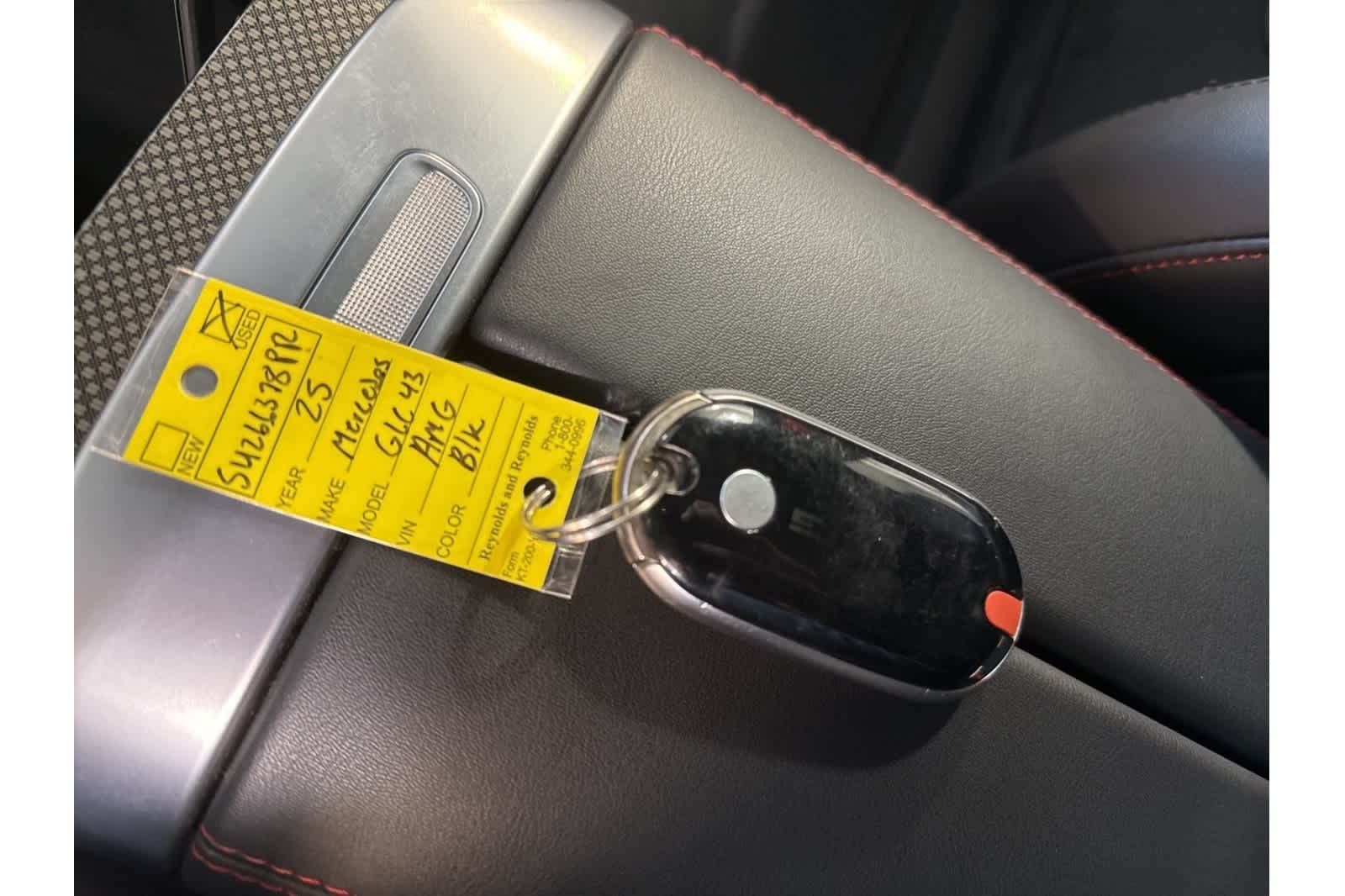 Thumbnail: 2025 Mercedes-Benz GLC - 21