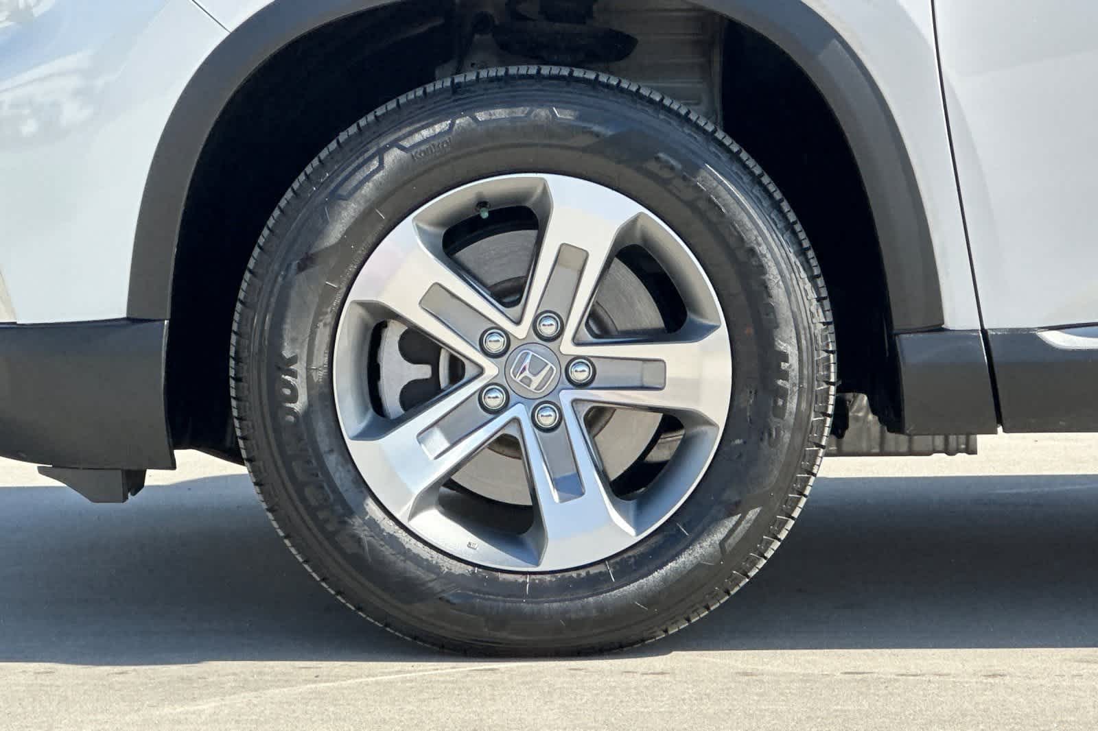 Thumbnail: 2024 Honda Pilot - 37