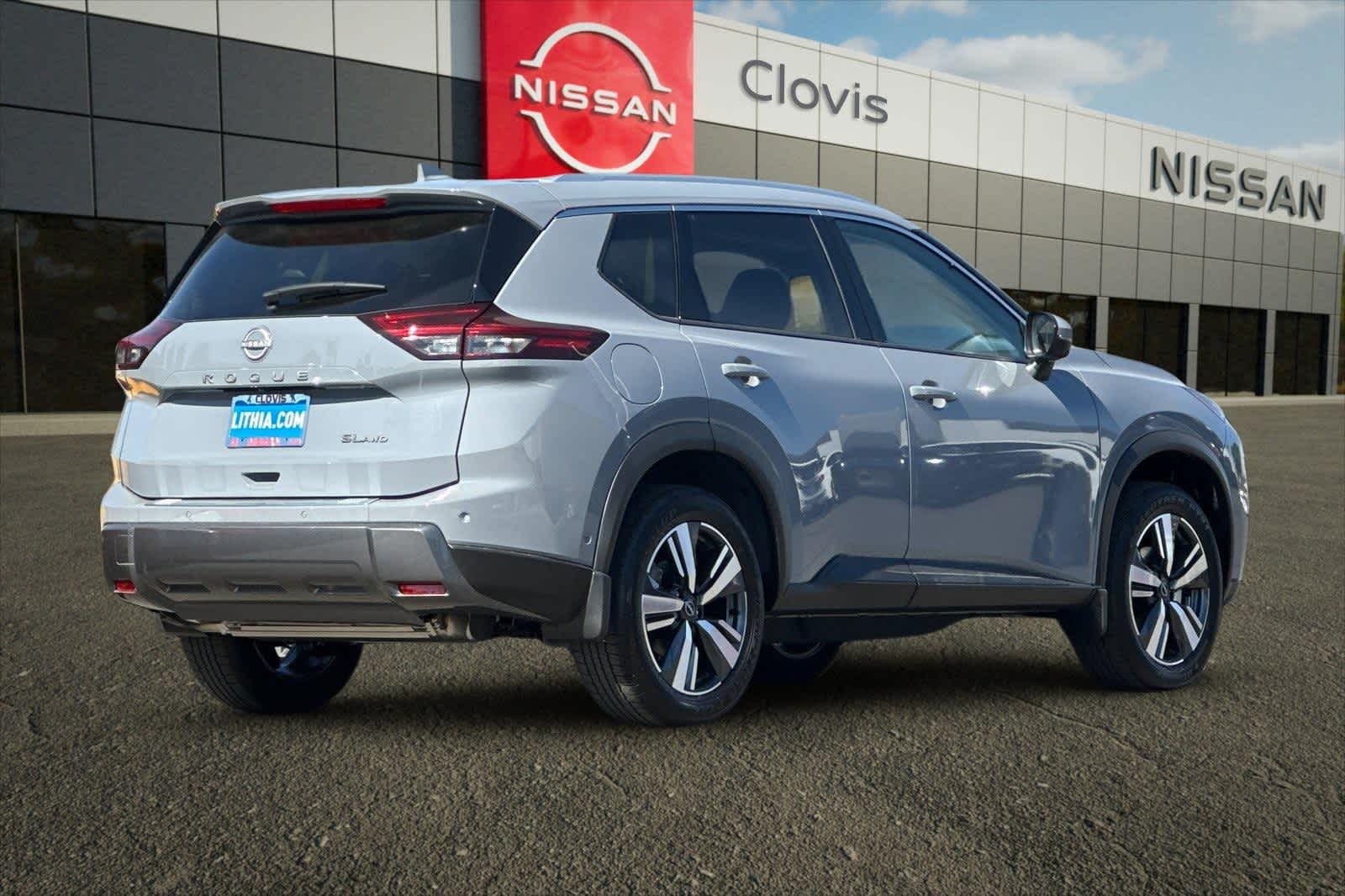 Thumbnail: 2025 Nissan Rogue - 3