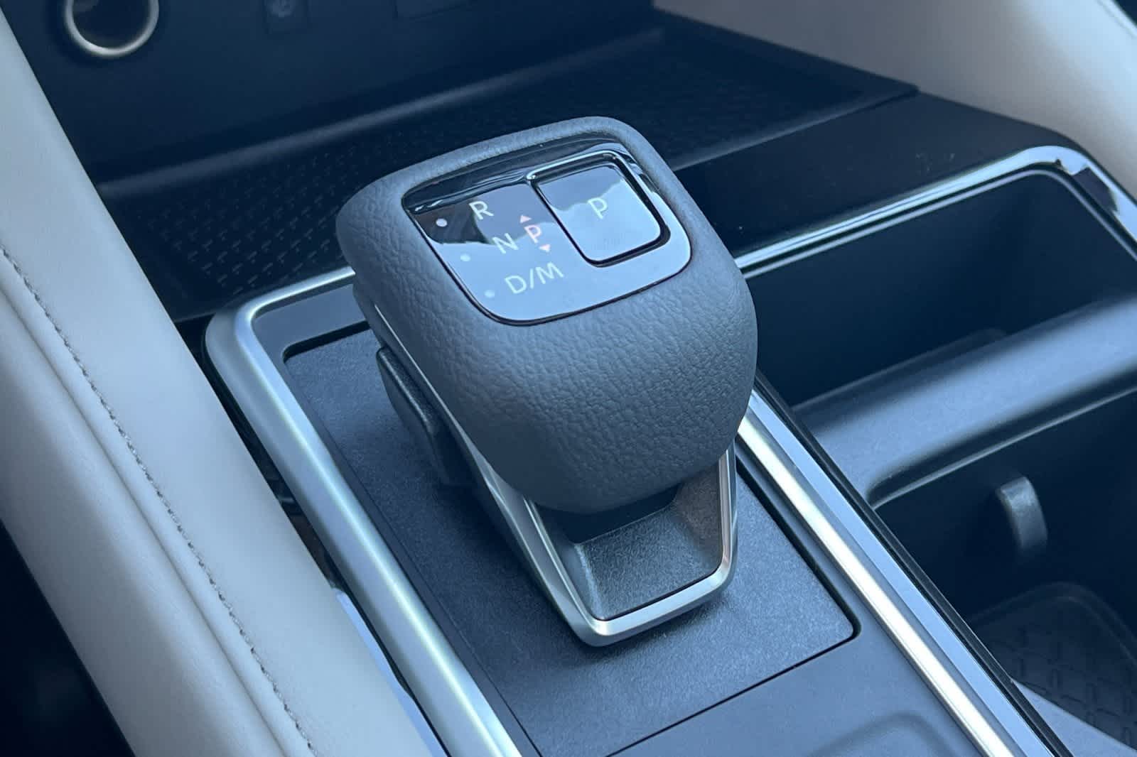 Thumbnail: 2025 Nissan Pathfinder - 27