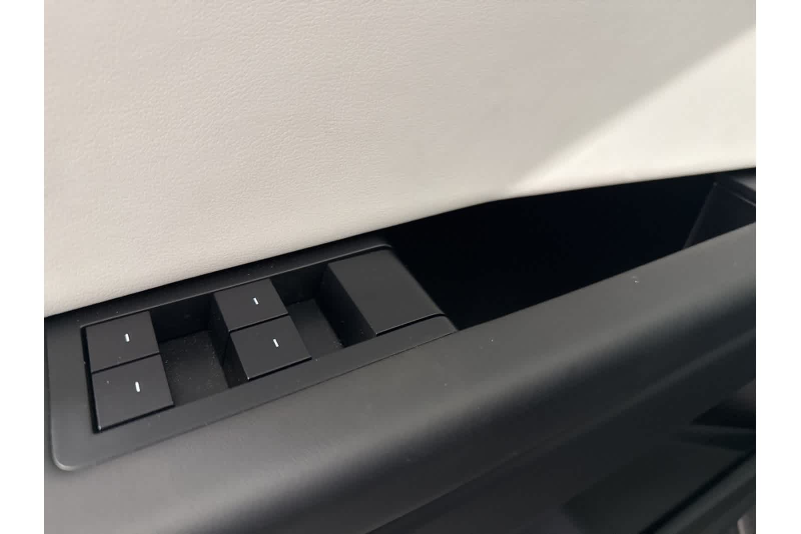 Thumbnail: 2024 Tesla Cybertruck - 20