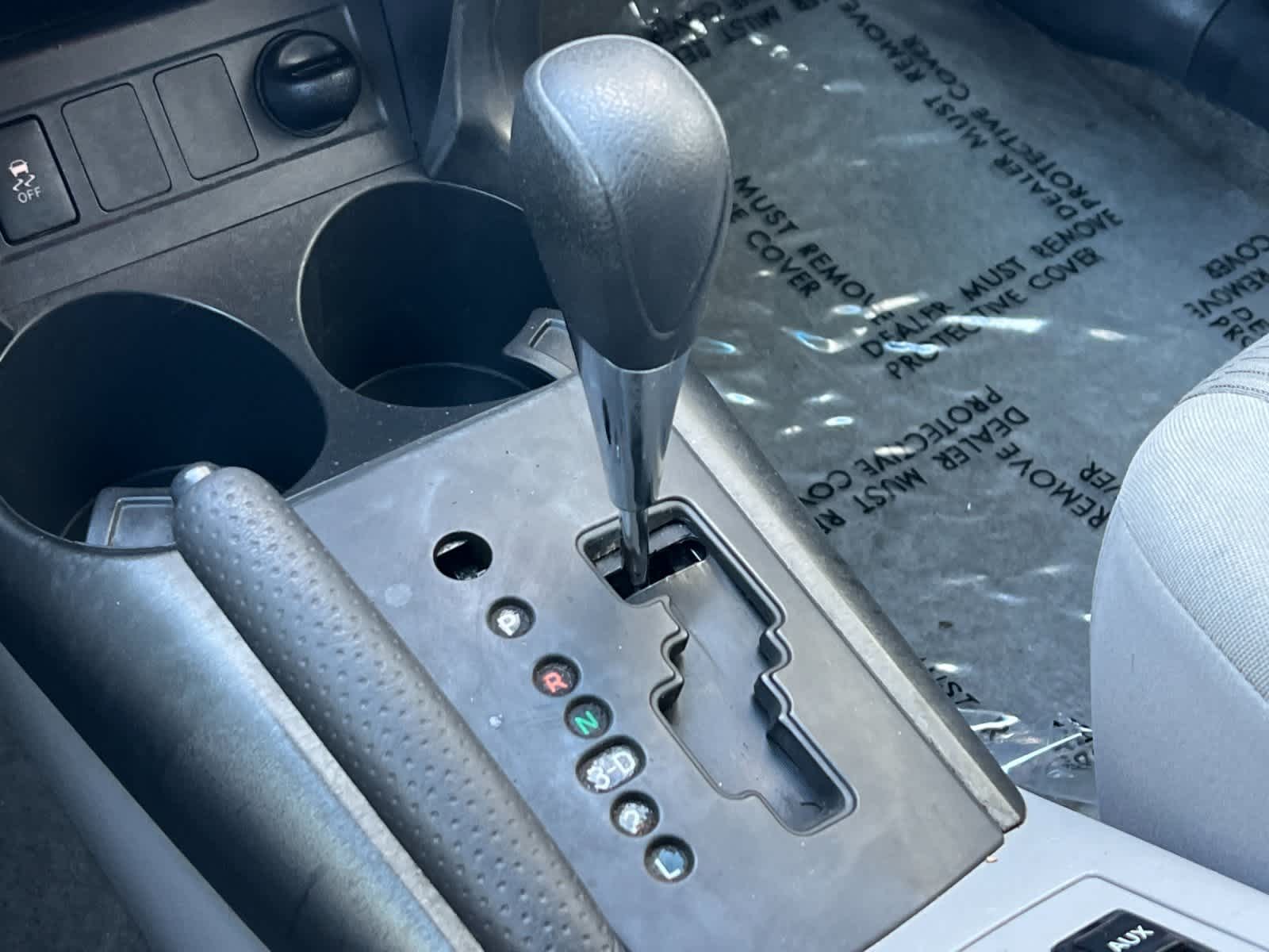 Thumbnail: 2011 Toyota RAV4 - 21