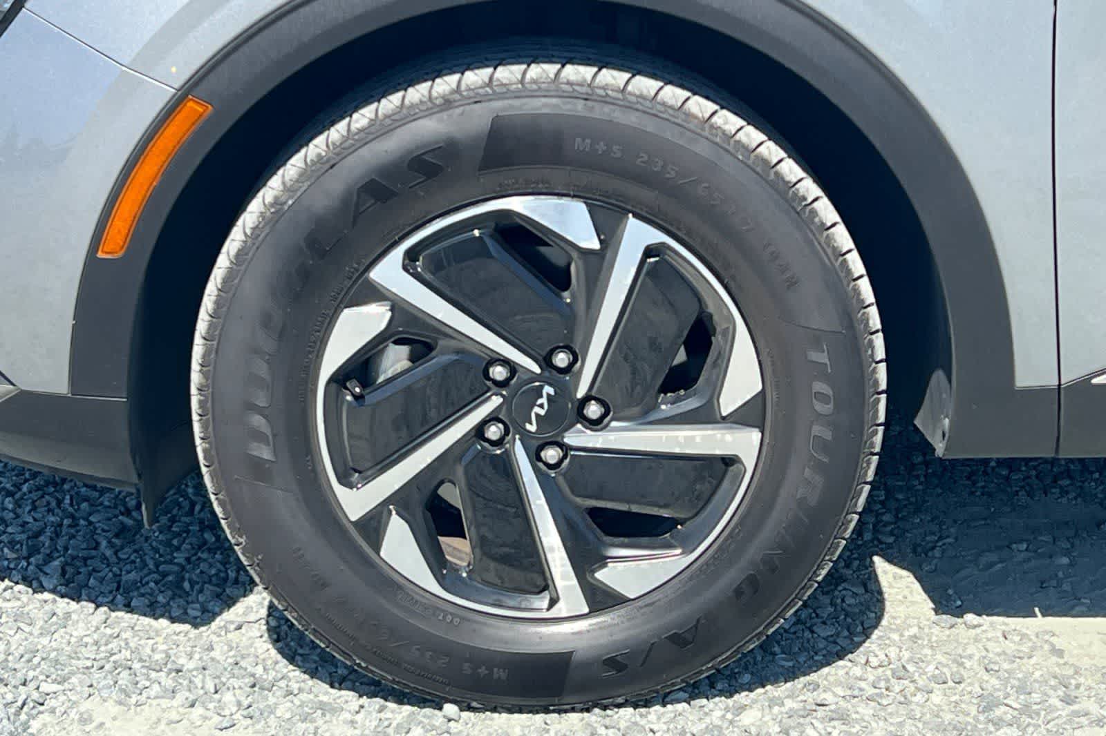 Thumbnail: 2023 Kia Sportage - 12