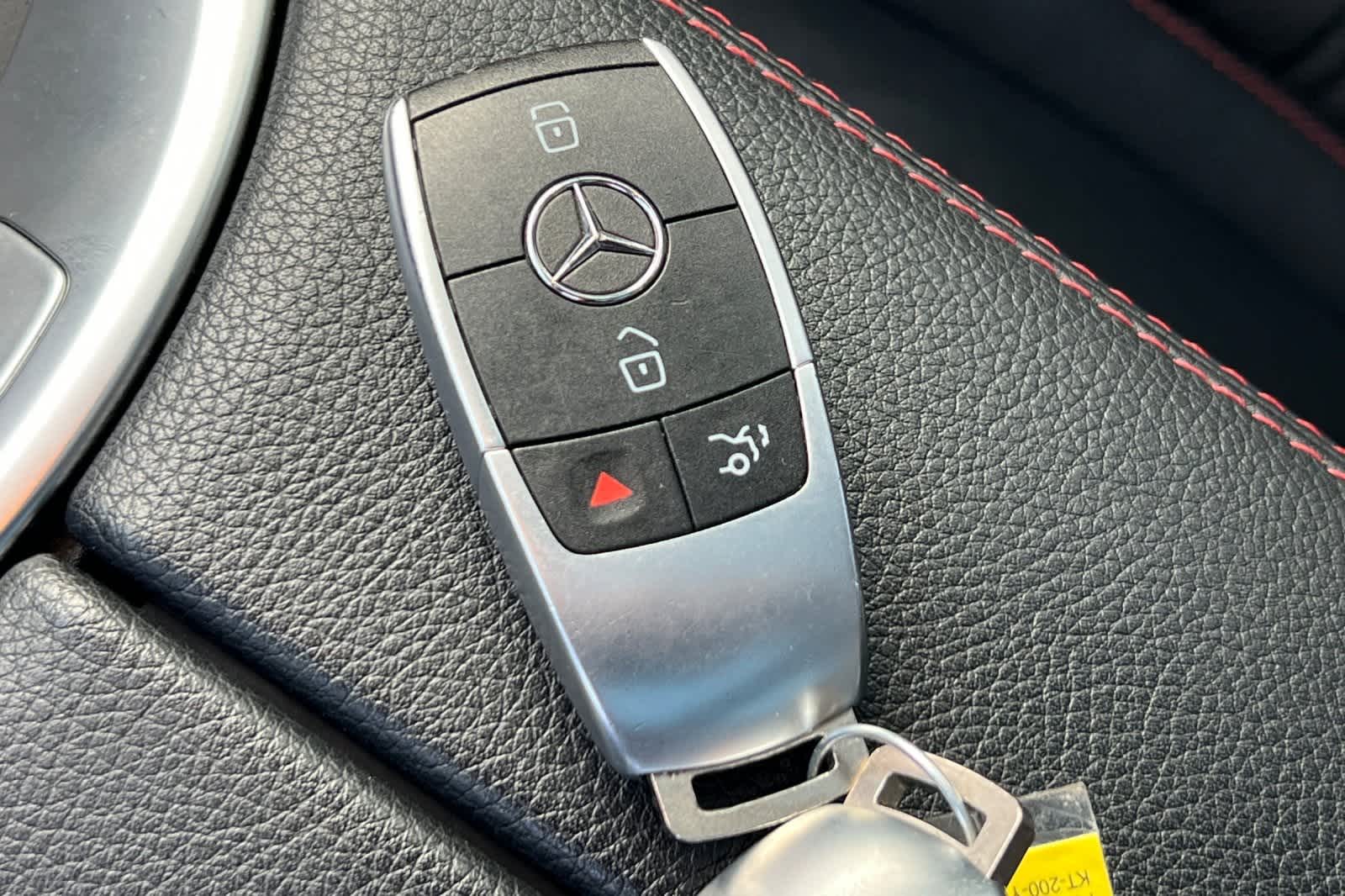 Thumbnail: 2020 Mercedes-Benz GLC - 23