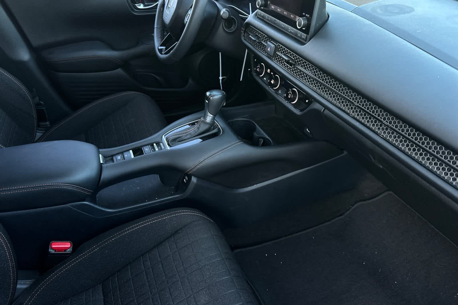 Thumbnail: 2024 Honda HR-V - 17