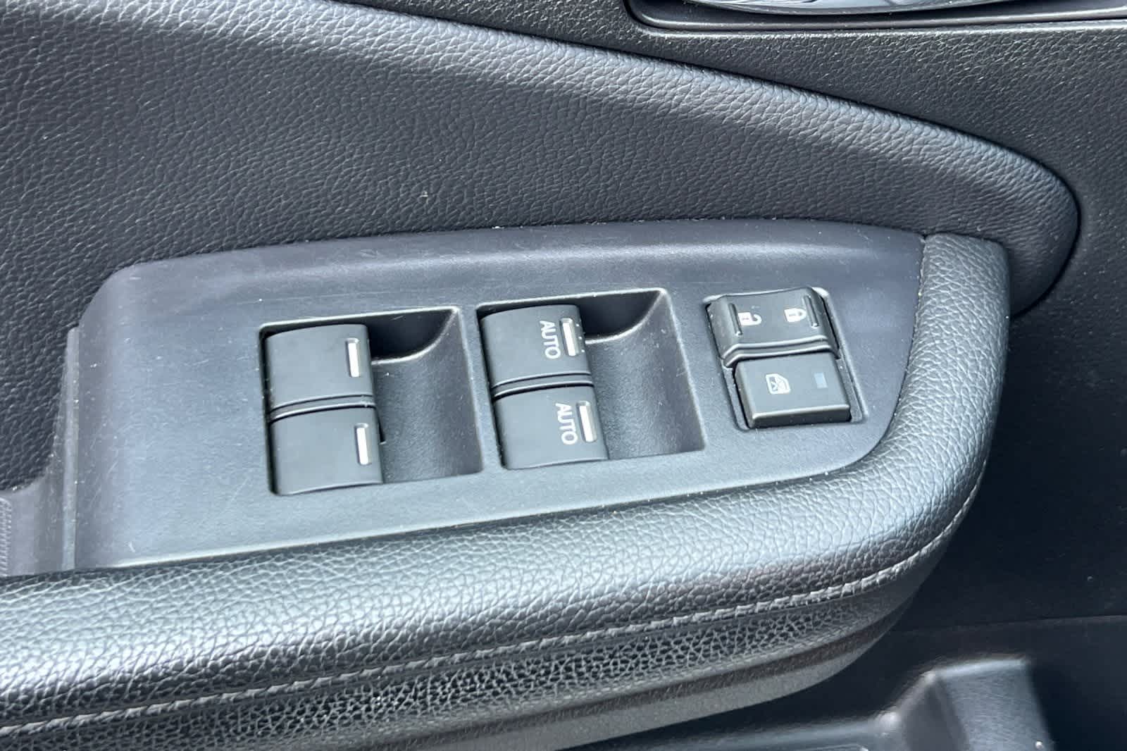 Thumbnail: 2019 Honda Passport - 16