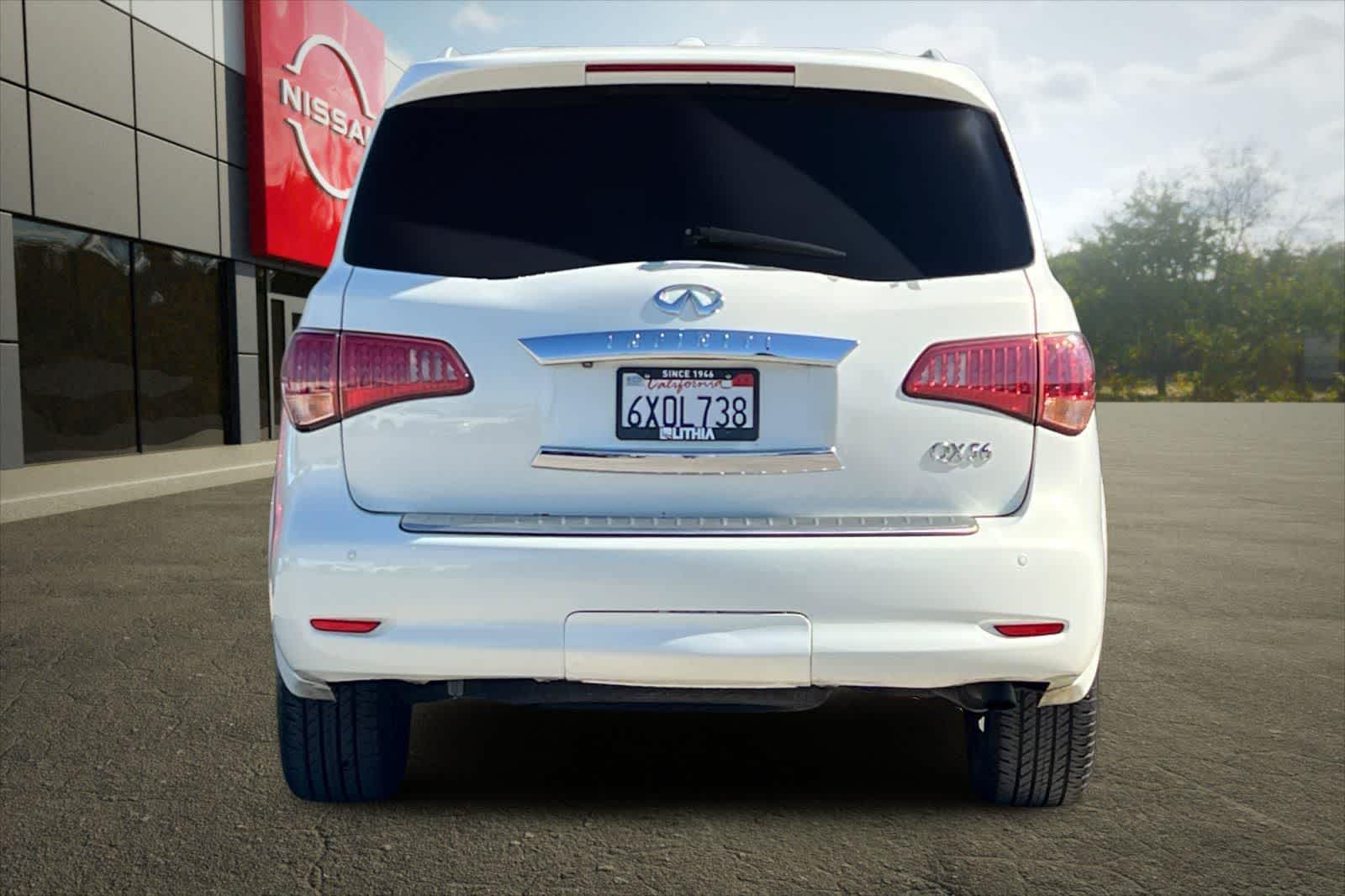 Thumbnail: 2012 INFINITI QX56 - 8