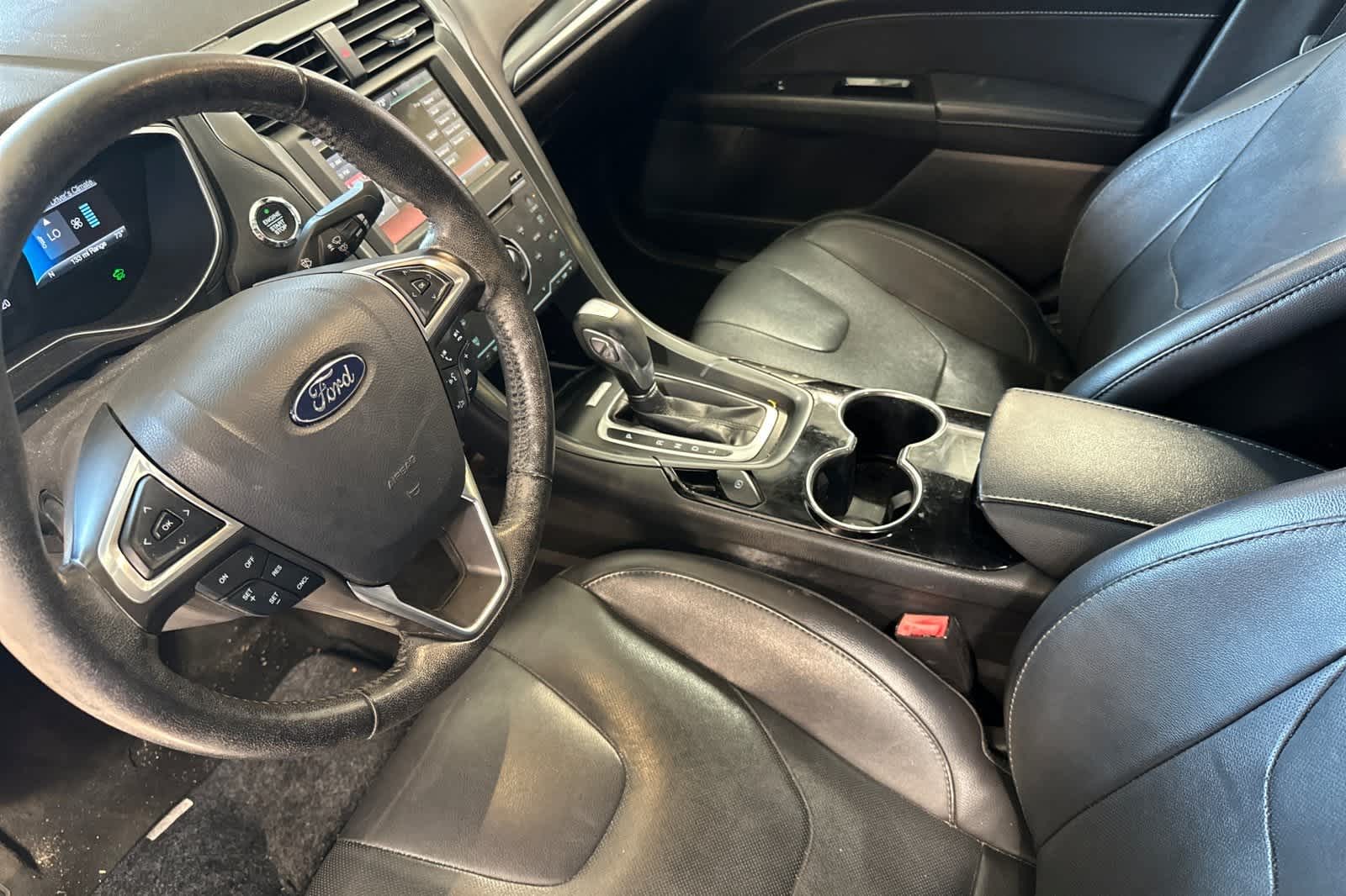 Thumbnail: 2015 Ford Fusion - 14