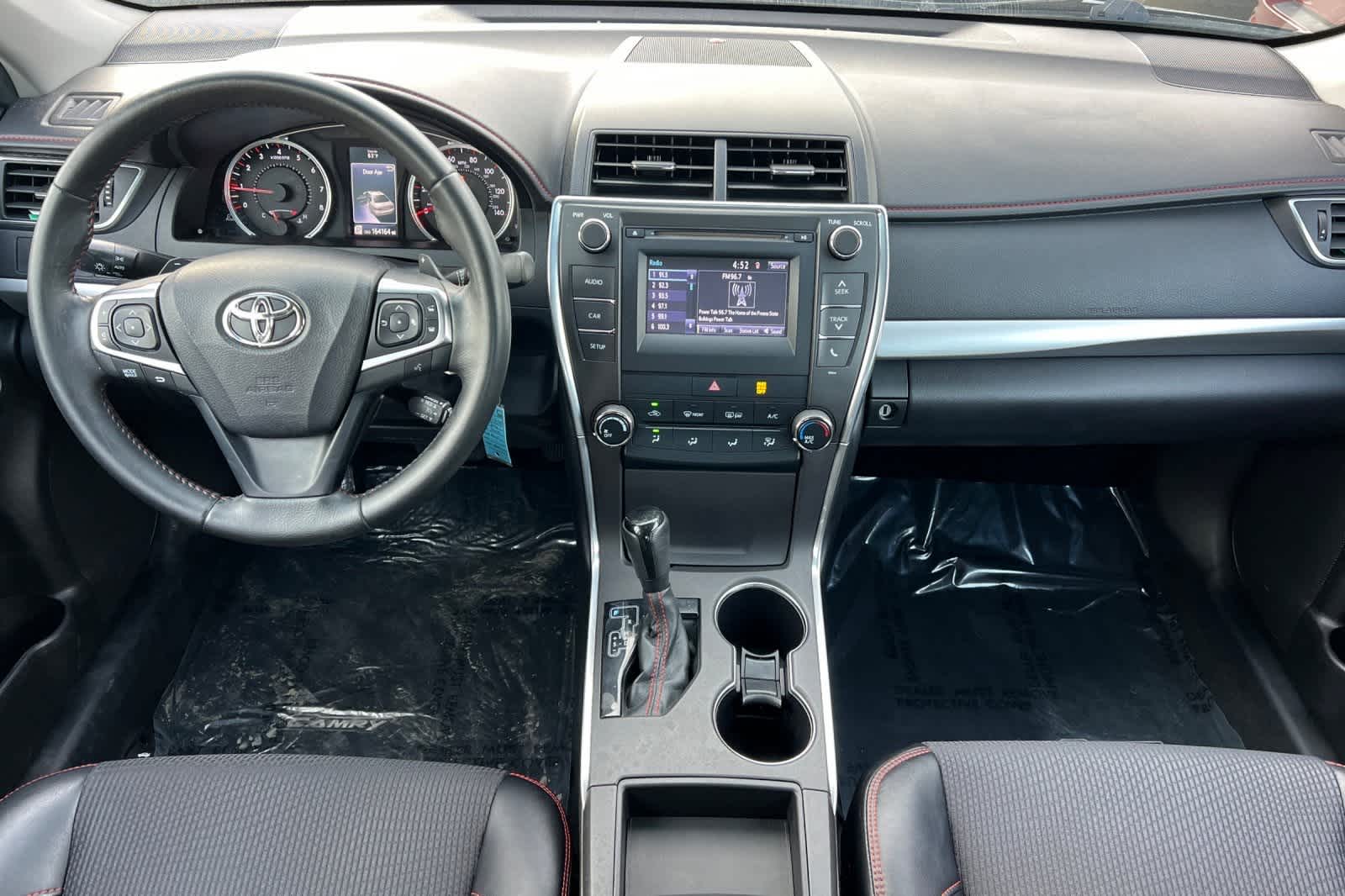 Thumbnail: 2016 Toyota Camry - 4