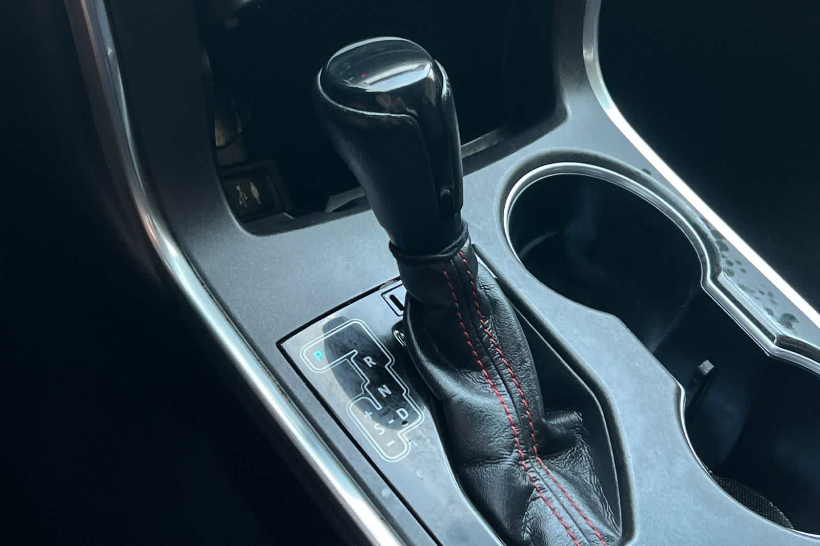 Thumbnail: 2015 Toyota Camry - 25