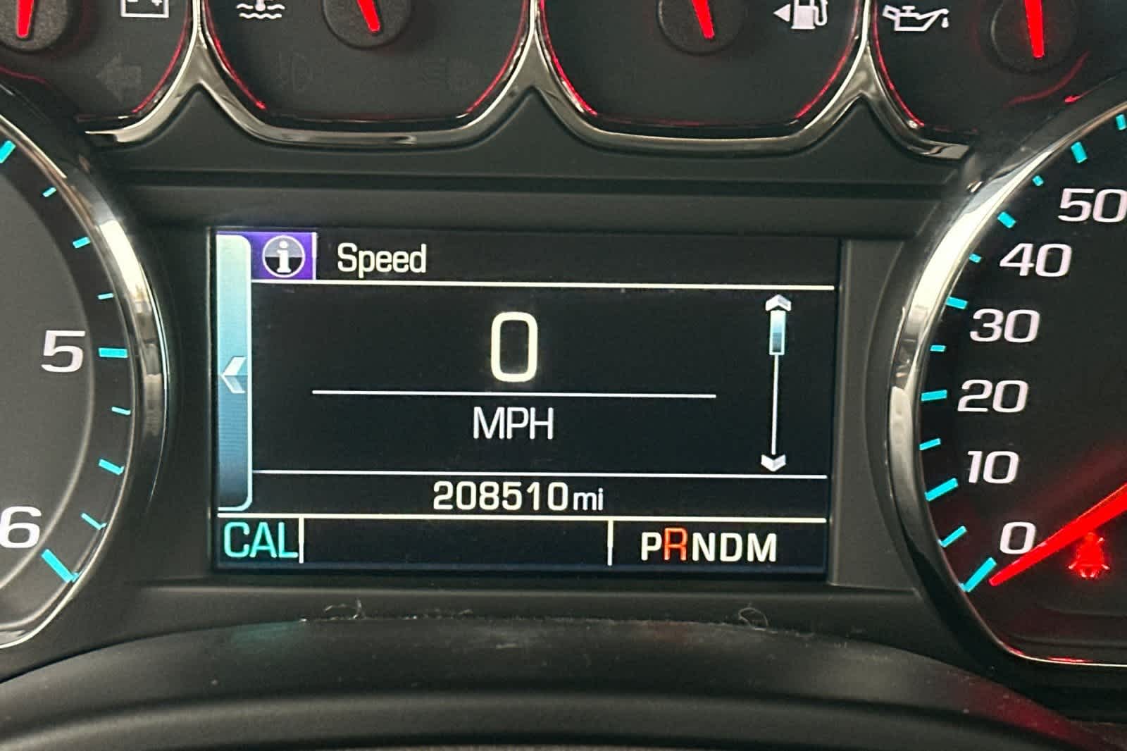 Thumbnail: 2016 Chevrolet Suburban - 28