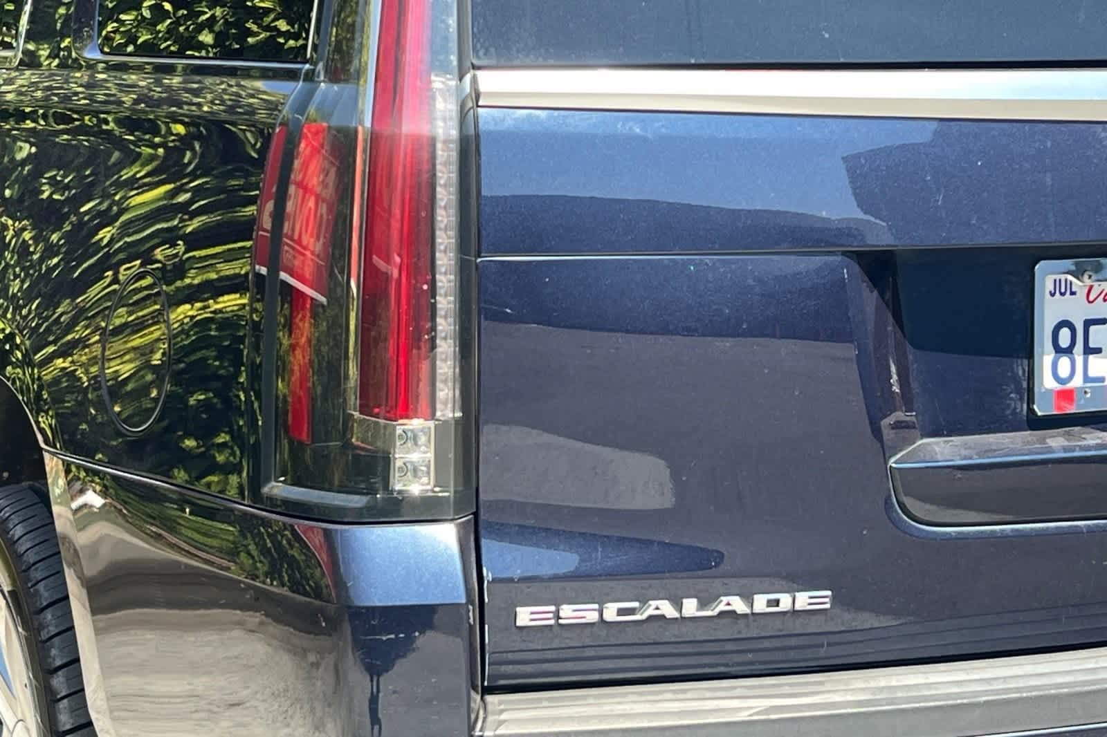 2018 Cadillac Escalade Luxury 13
