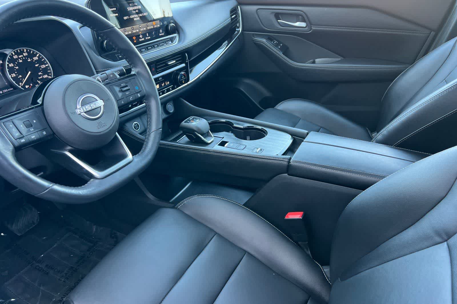 Thumbnail: 2022 Nissan Rogue - 12