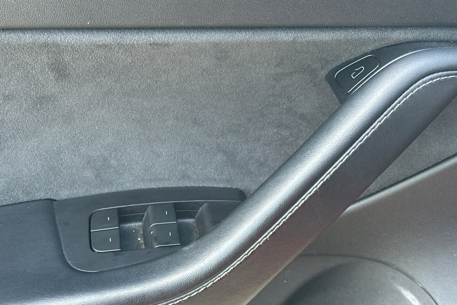 Thumbnail: 2021 Tesla Model 3 - 13