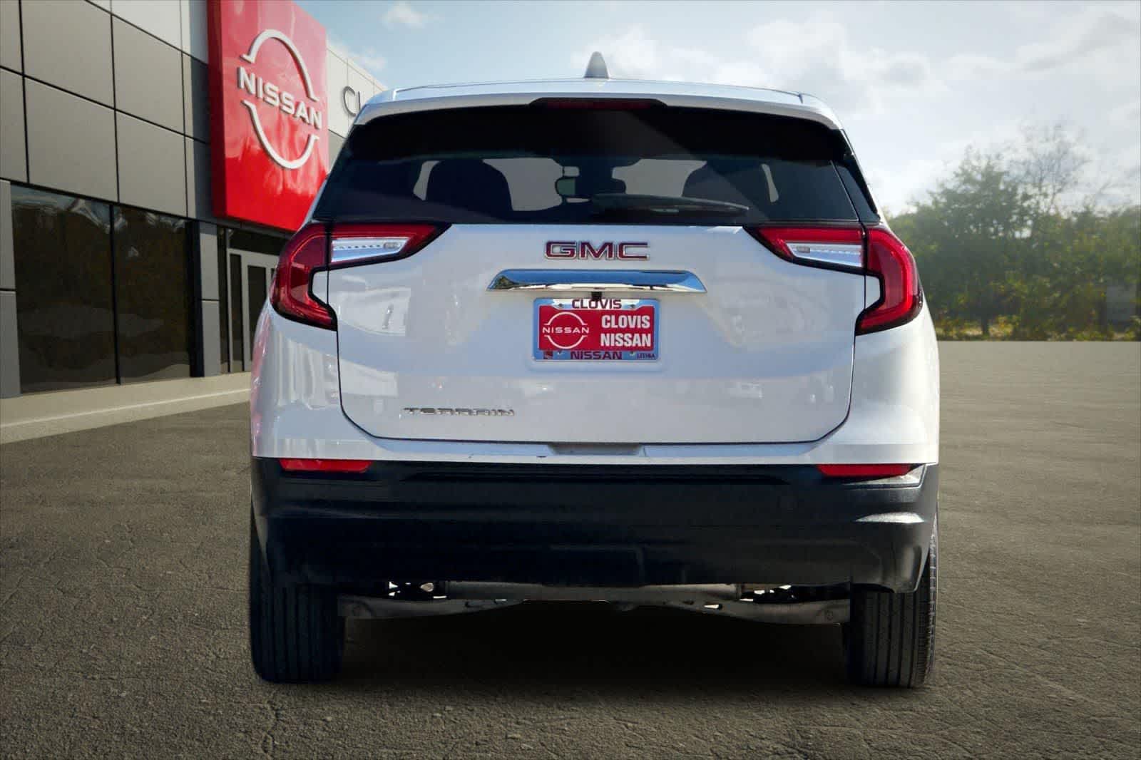 Thumbnail: 2024 GMC Terrain - 8