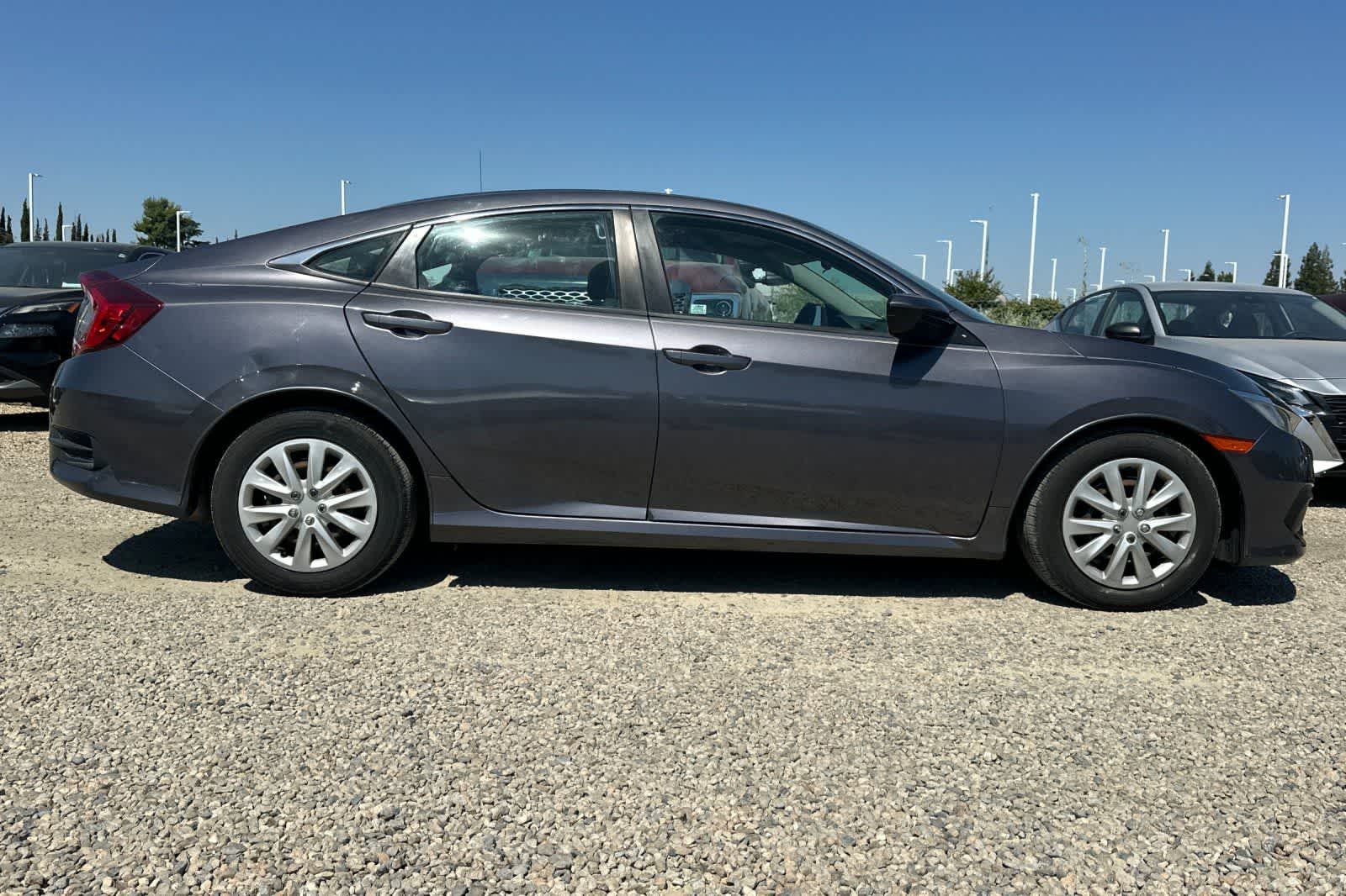 Thumbnail: 2018 Honda Civic - 9