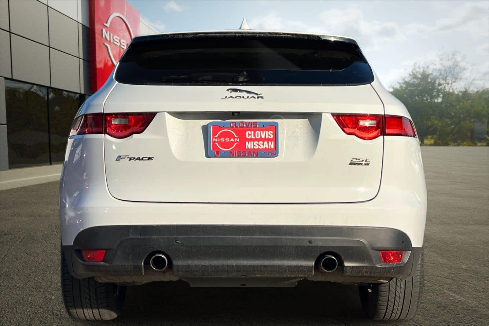 Thumbnail: 2019 Jaguar F-Pace - 8