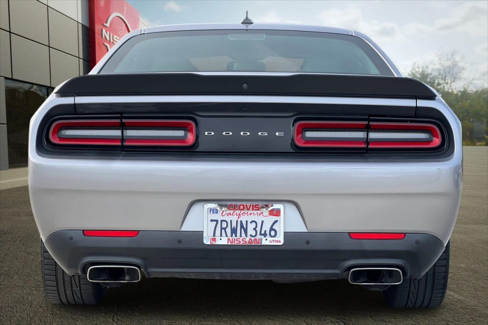 Thumbnail: 2016 Dodge Challenger - 8