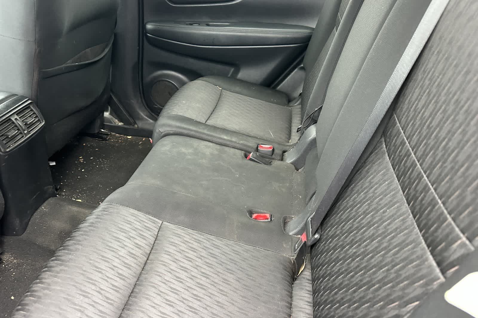 Thumbnail: 2017 Nissan Rogue - 20