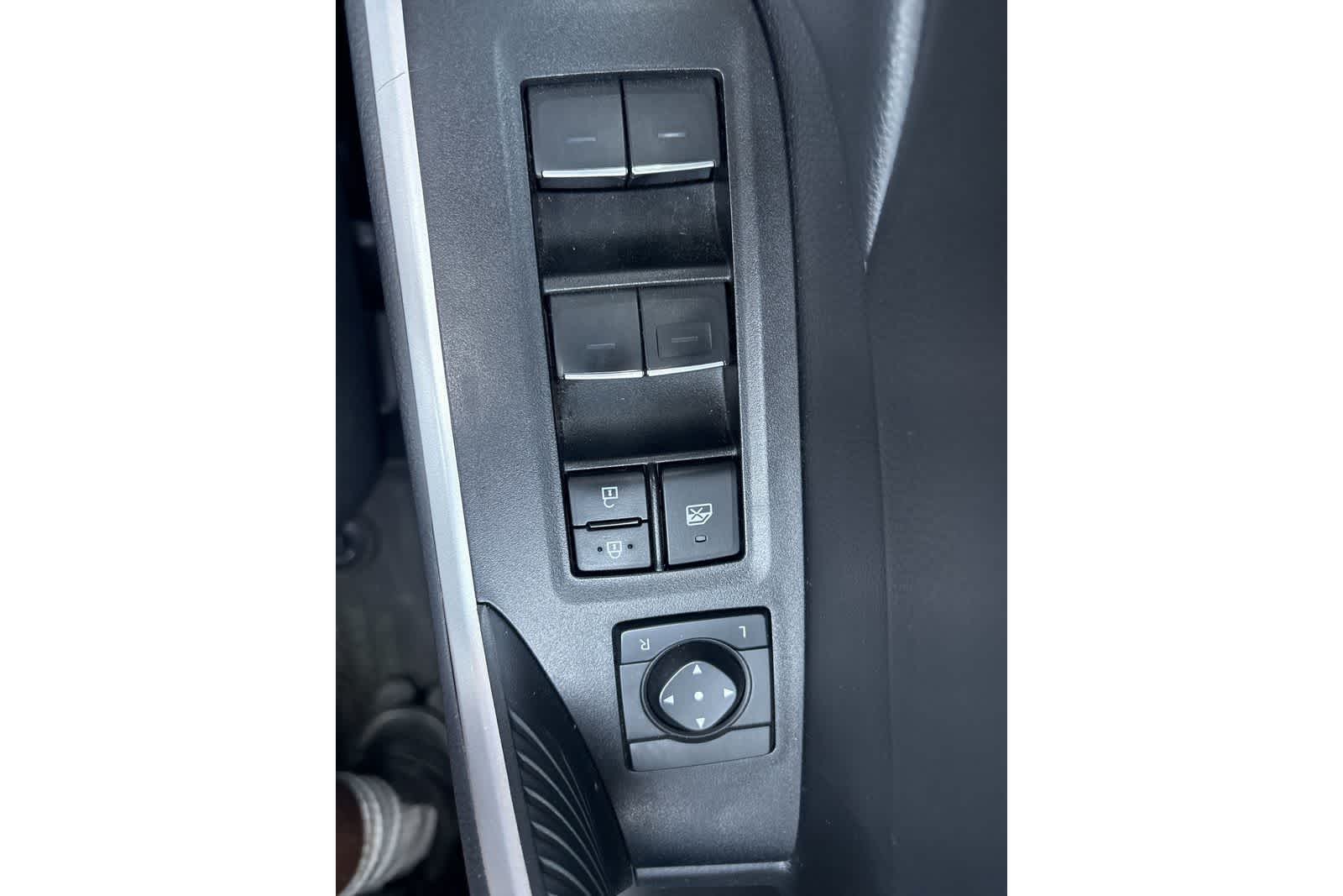 Thumbnail: 2023 Toyota RAV4 - 13