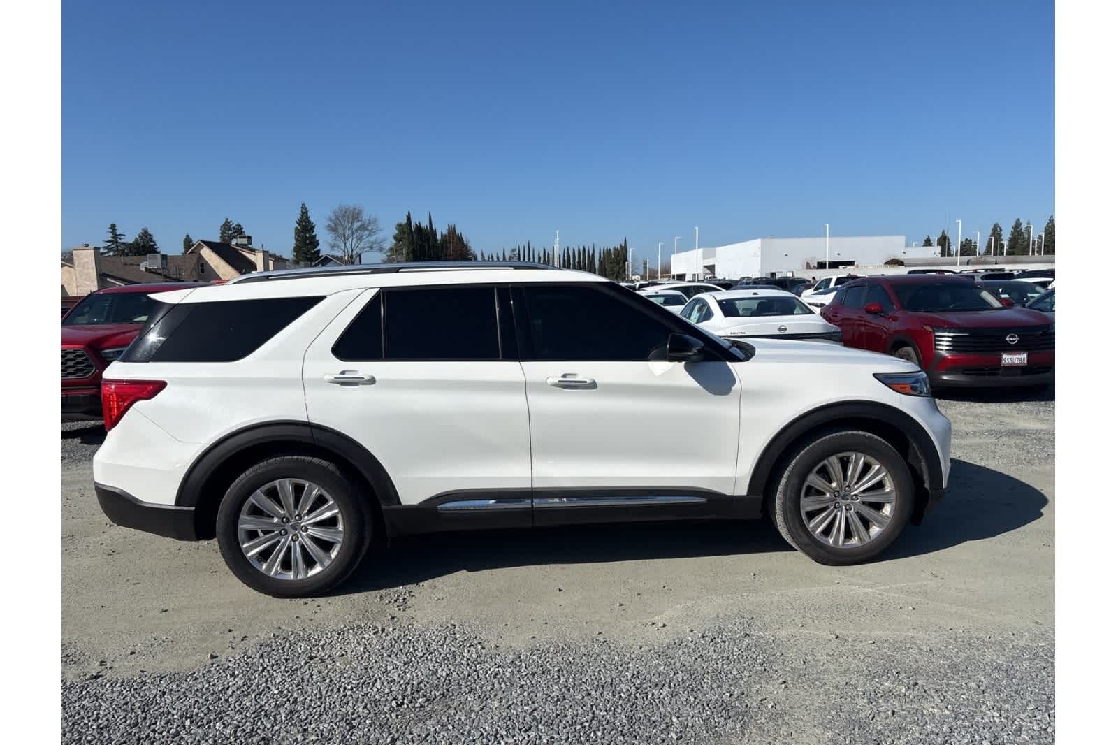Thumbnail: 2020 Ford Explorer - 9