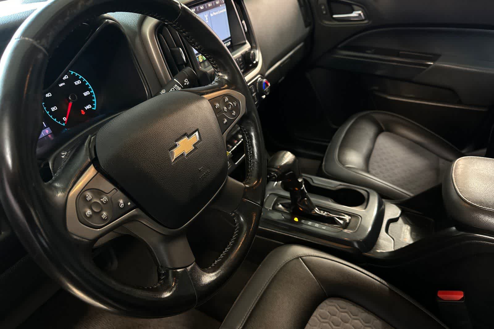 Thumbnail: 2019 Chevrolet Colorado - 12