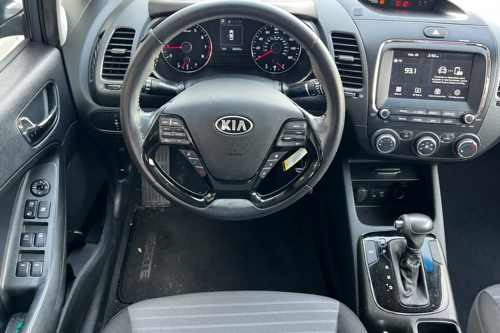 Thumbnail: 2018 Kia Forte - 14