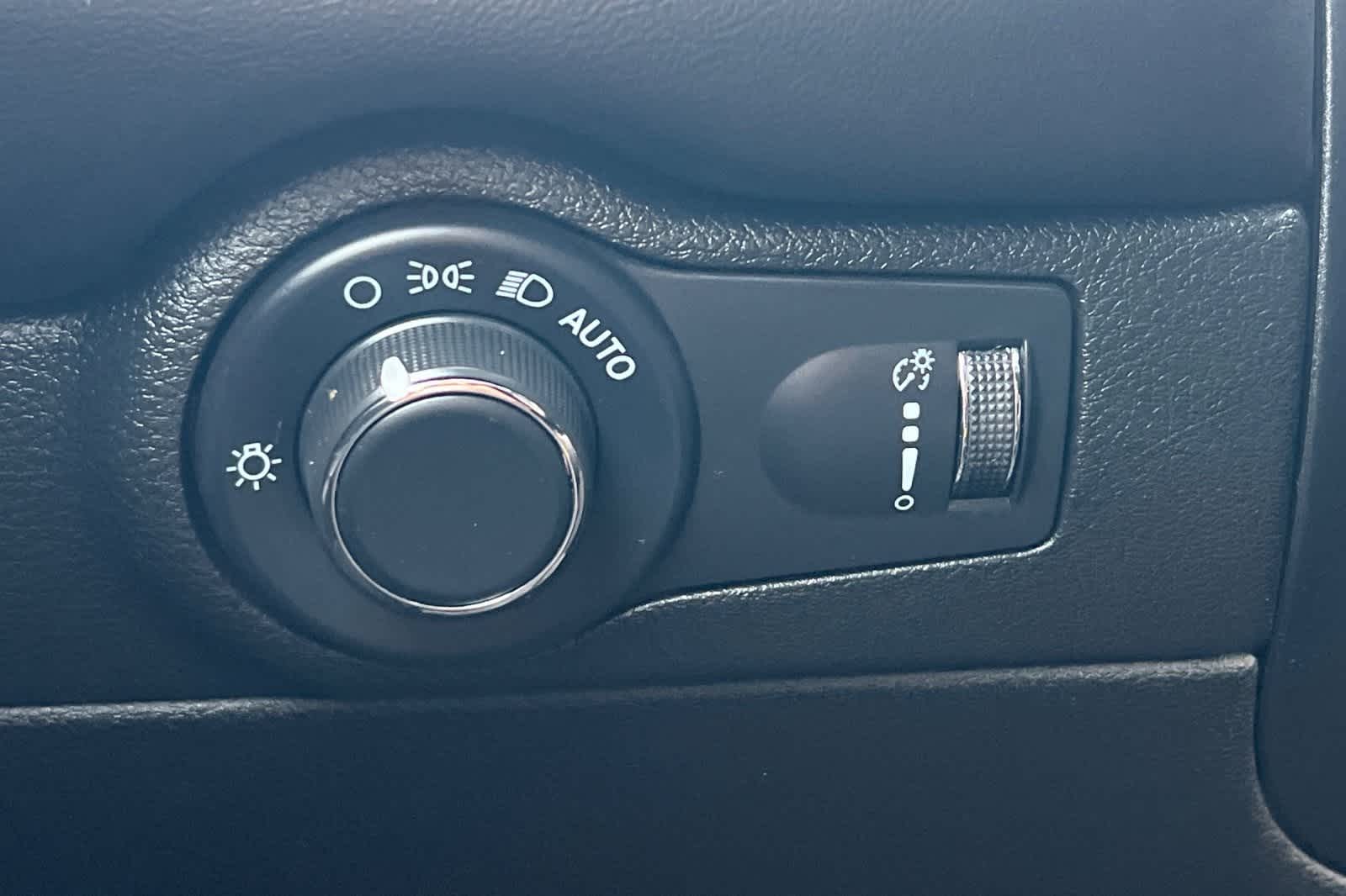 Thumbnail: 2024 Dodge Durango - 35