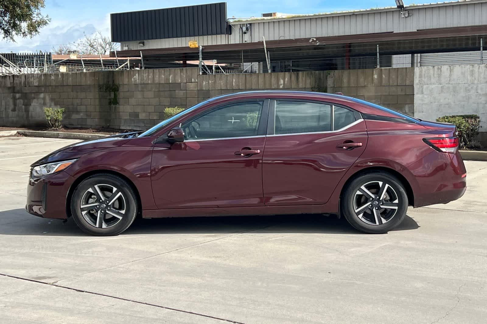 Thumbnail: 2025 Nissan Sentra - 6