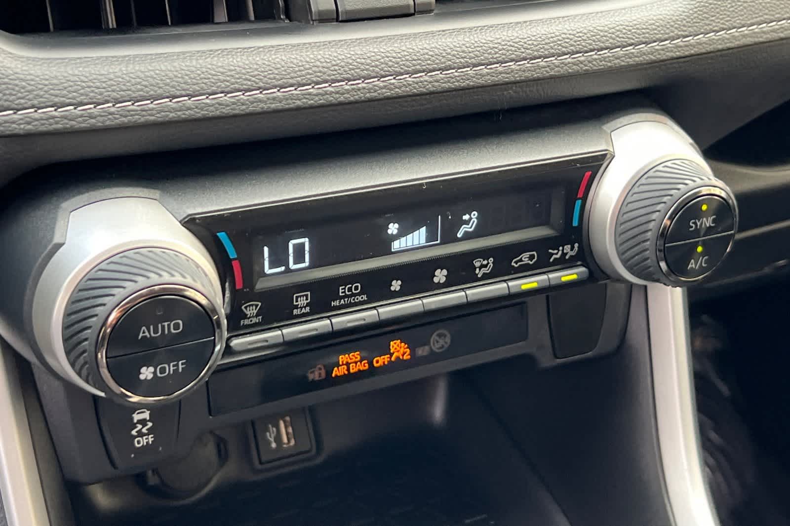 Thumbnail: 2025 Toyota RAV4 - 23