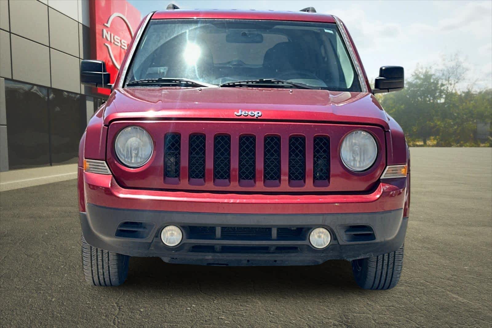 Thumbnail: 2014 Jeep Patriot - 11