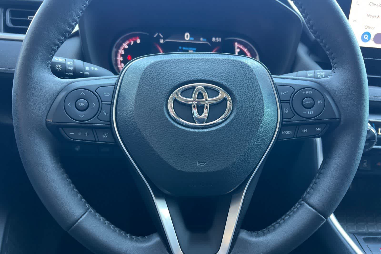 Thumbnail: 2023 Toyota RAV4 - 24